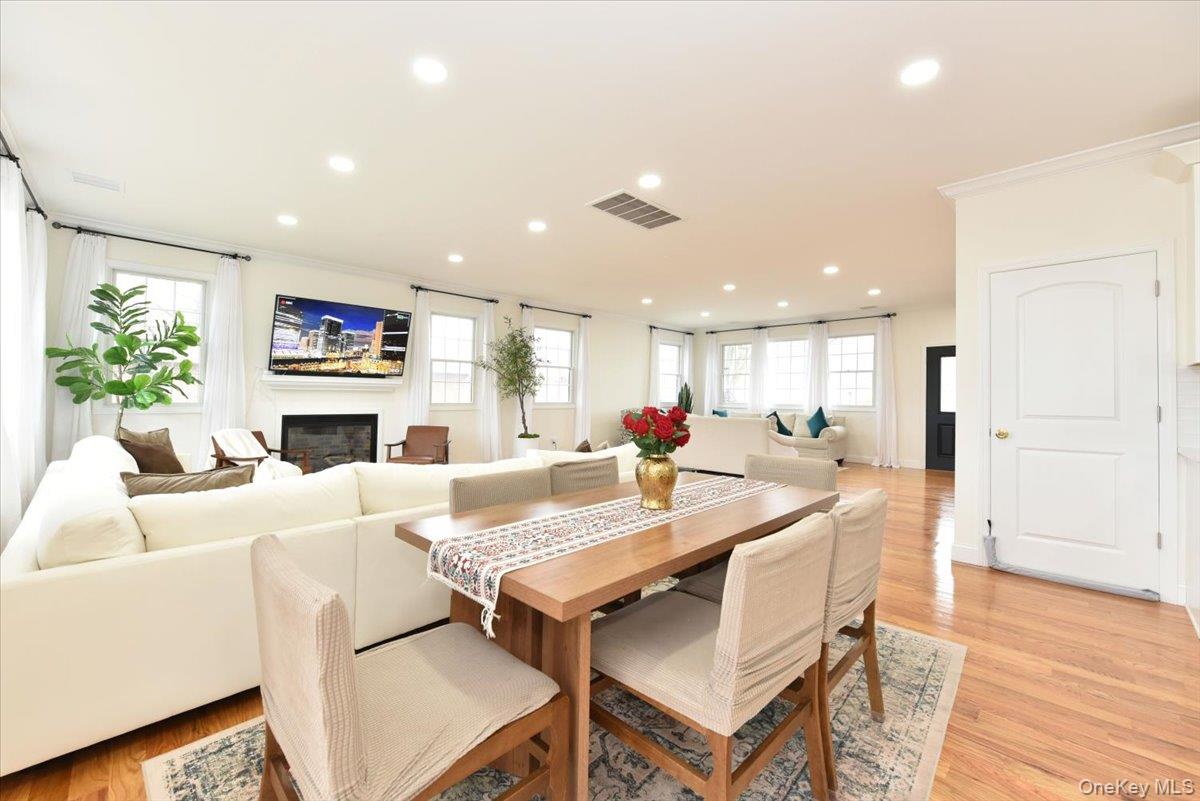 #17 photo, 551 Grand Avenue, 东长岛 Lindenhurst , NY 11757