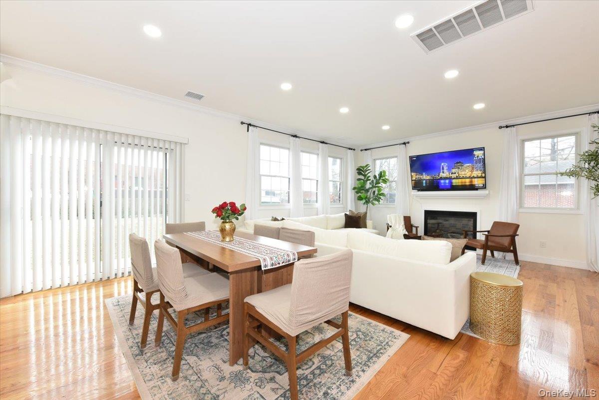 #19 photo, 551 Grand Avenue, 东长岛 Lindenhurst , NY 11757