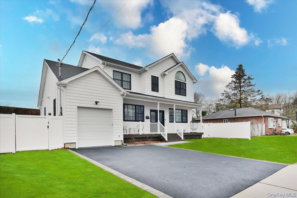 #5 photo, 551 Grand Avenue, 东长岛 Lindenhurst , NY 11757