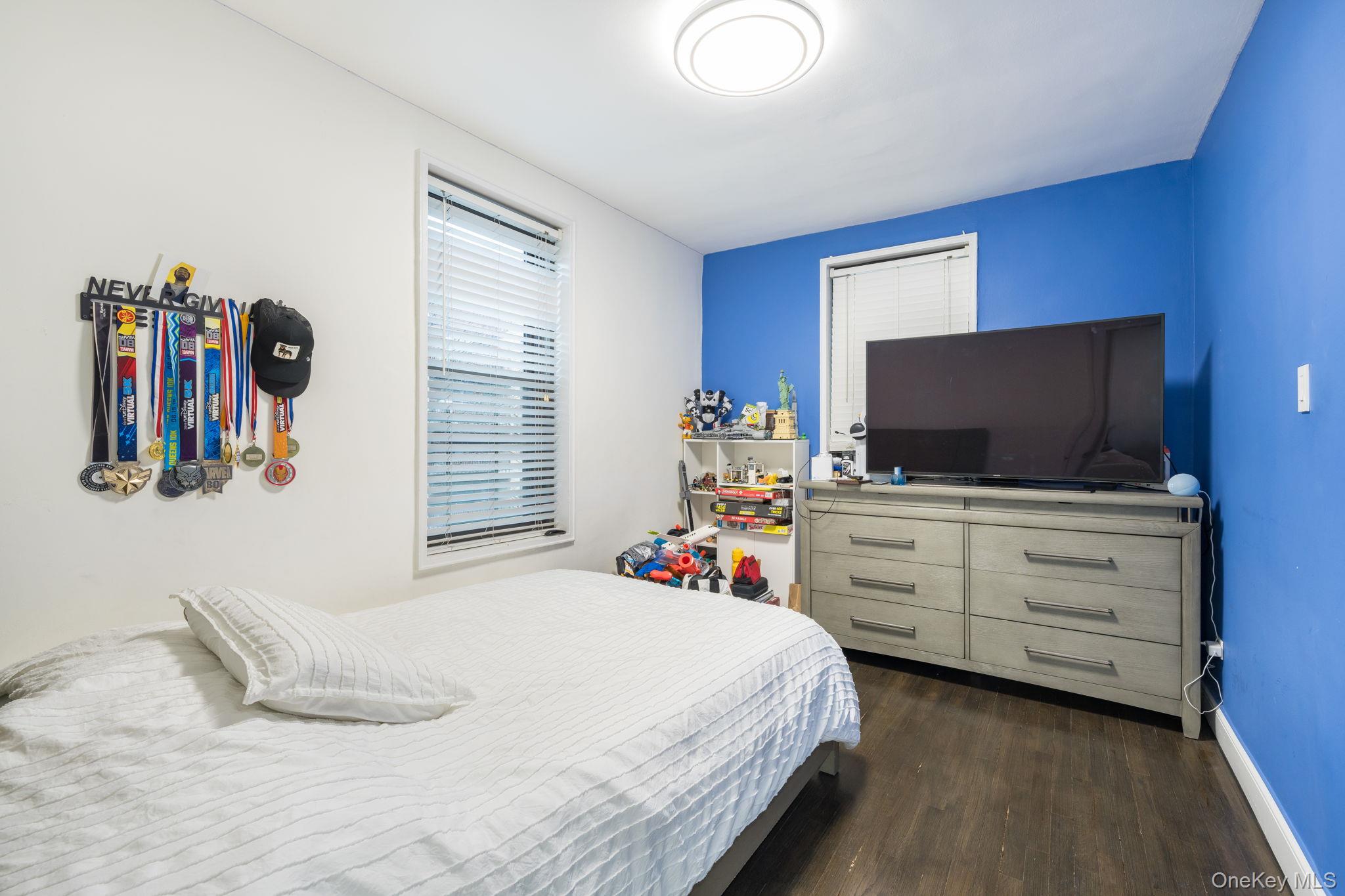 #13 photo, 84-01 Main Street, קווינס Briarwood , NY 11435