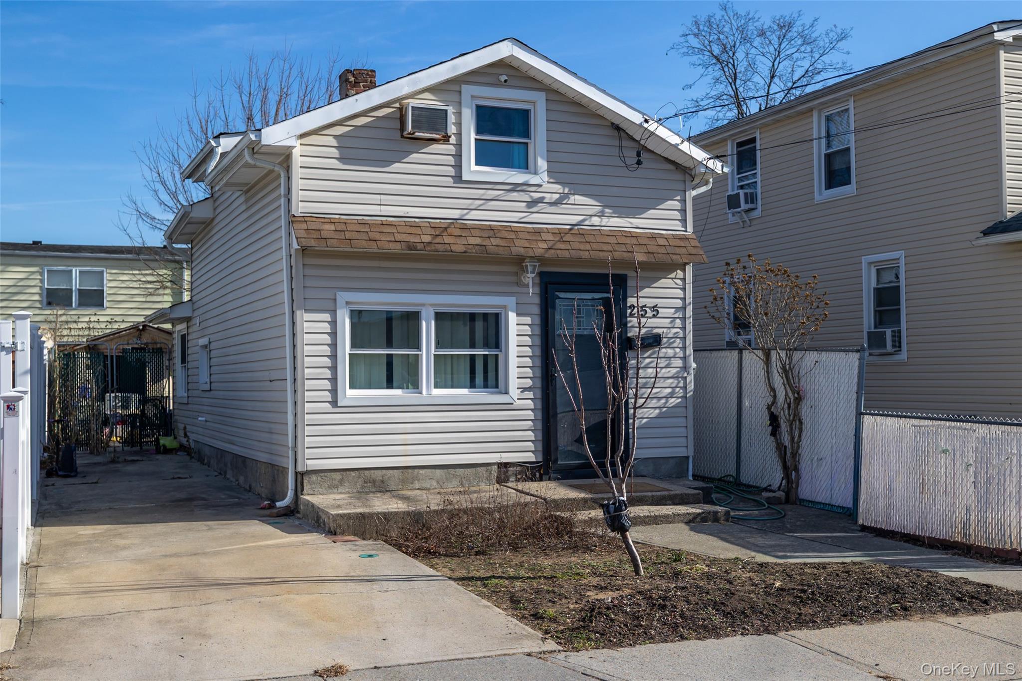 #2 photo, 255 Evans Avenue, नासाउ काउंटी Elmont , NY 11003