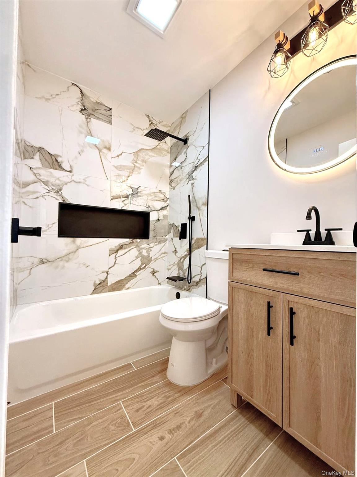 #19 photo, 53 W Yaphank Road, Medford , NY 11763