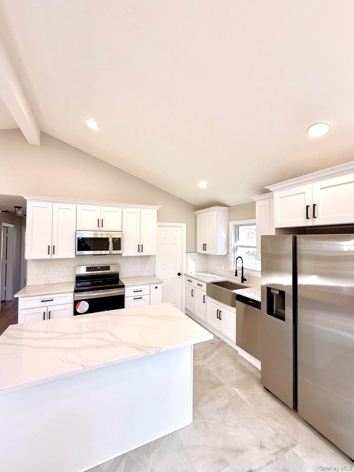 #5 photo, 53 W Yaphank Road, Medford , NY 11763