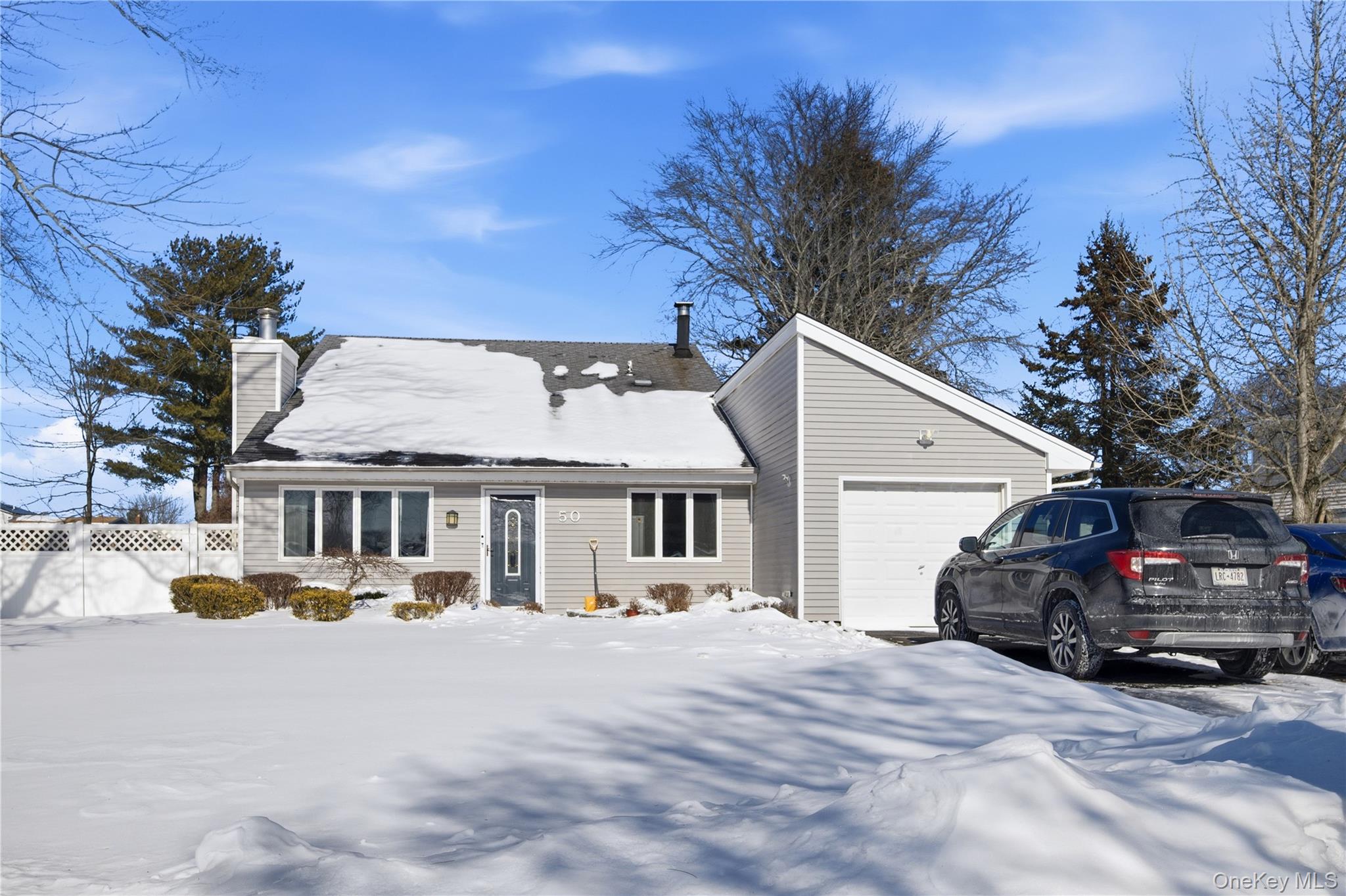 #2 photo, 50 Rustic Avenue, سوفولك Medford , NY 11763