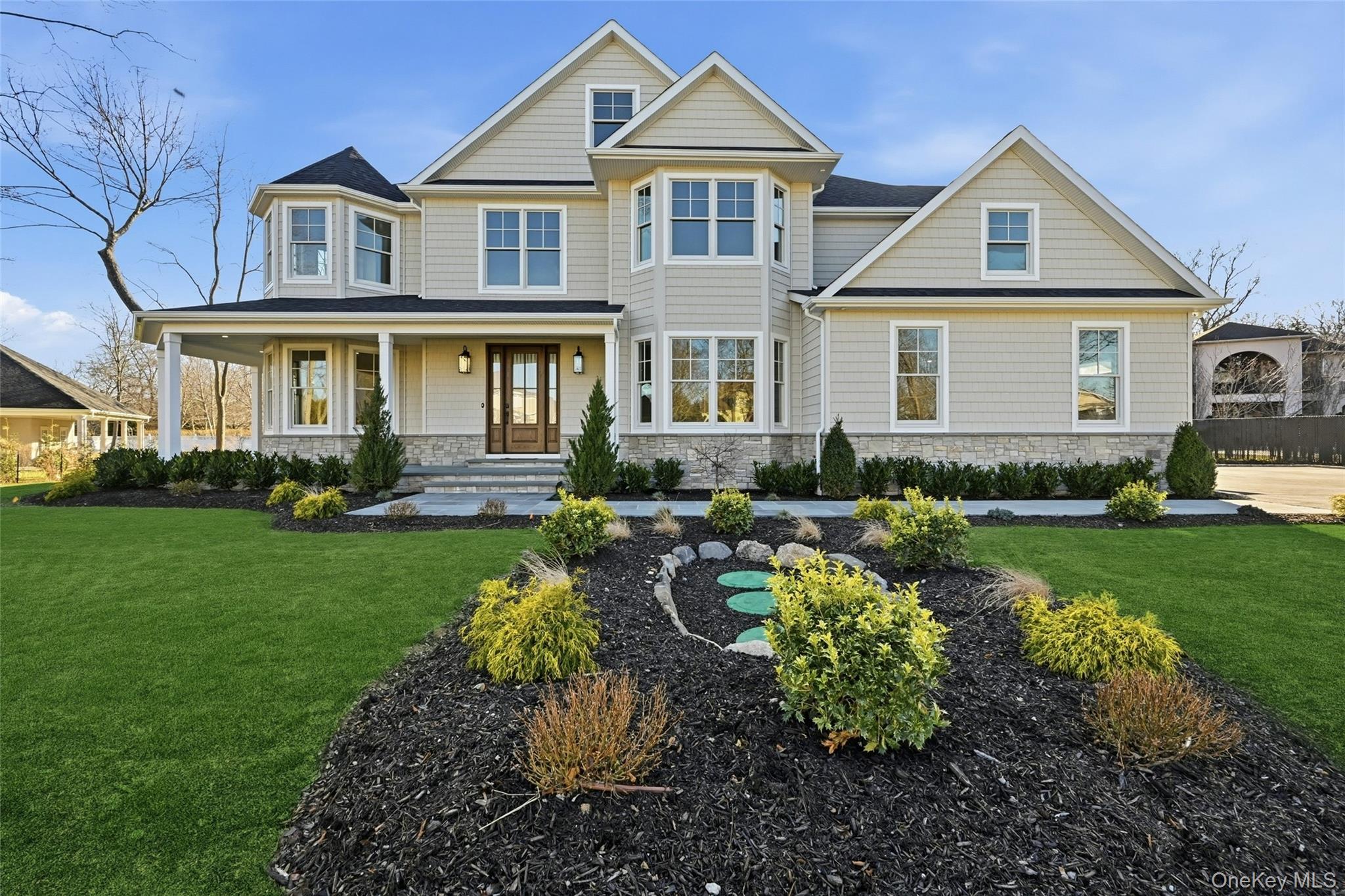 #2 photo, 75 Crescent Court, Wading River , NY 11792