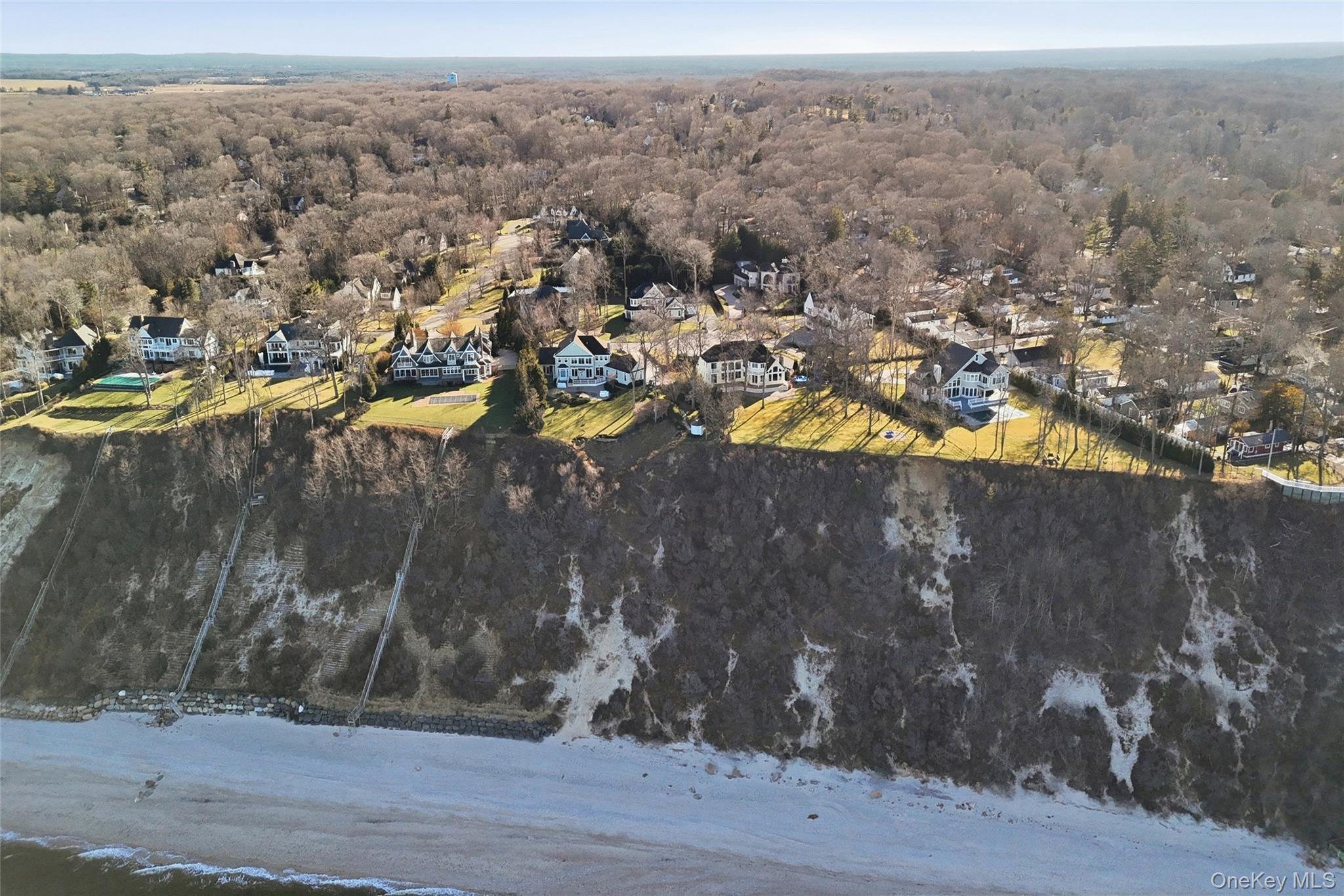 #3 photo, 75 Crescent Court, Wading River , NY 11792