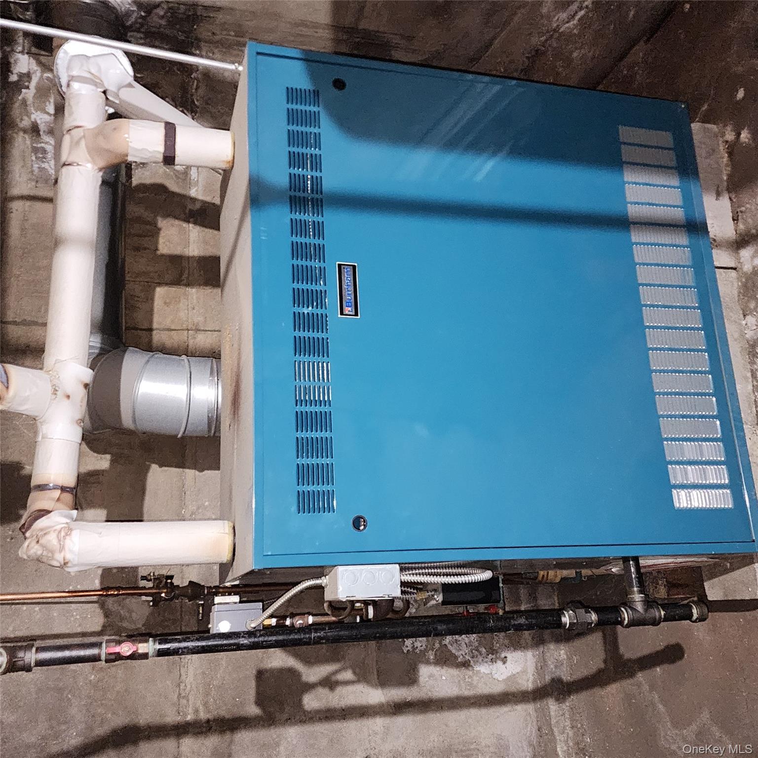 #8 photo, 94-37 Rockaway Boulevard, كوينز Ozone Park , NY 11417