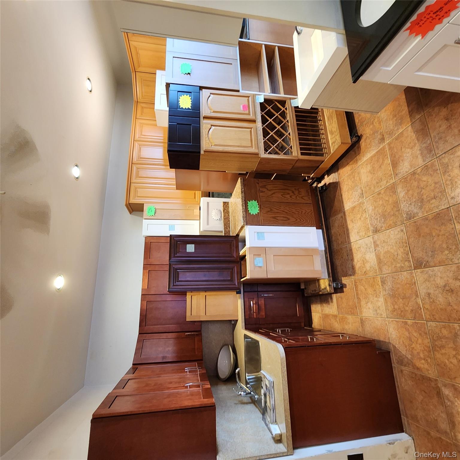 #9 photo, 94-37 Rockaway Boulevard, كوينز Ozone Park , NY 11417