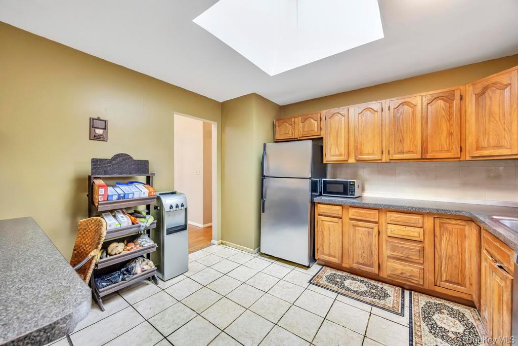 #11 photo, 542 Freeman Avenue, מחוז סאפוק Brentwood , NY 11717