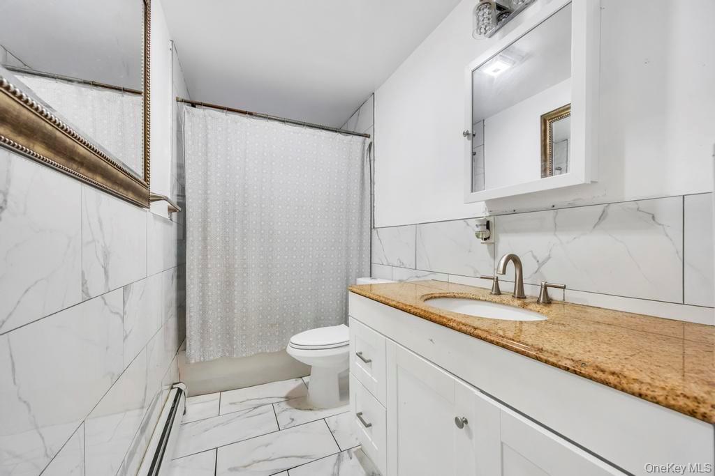 #14 photo, 542 Freeman Avenue, מחוז סאפוק Brentwood , NY 11717