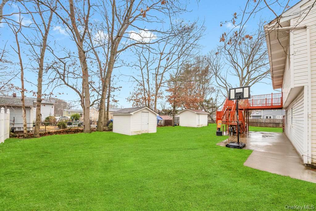 #6 photo, 542 Freeman Avenue, מחוז סאפוק Brentwood , NY 11717