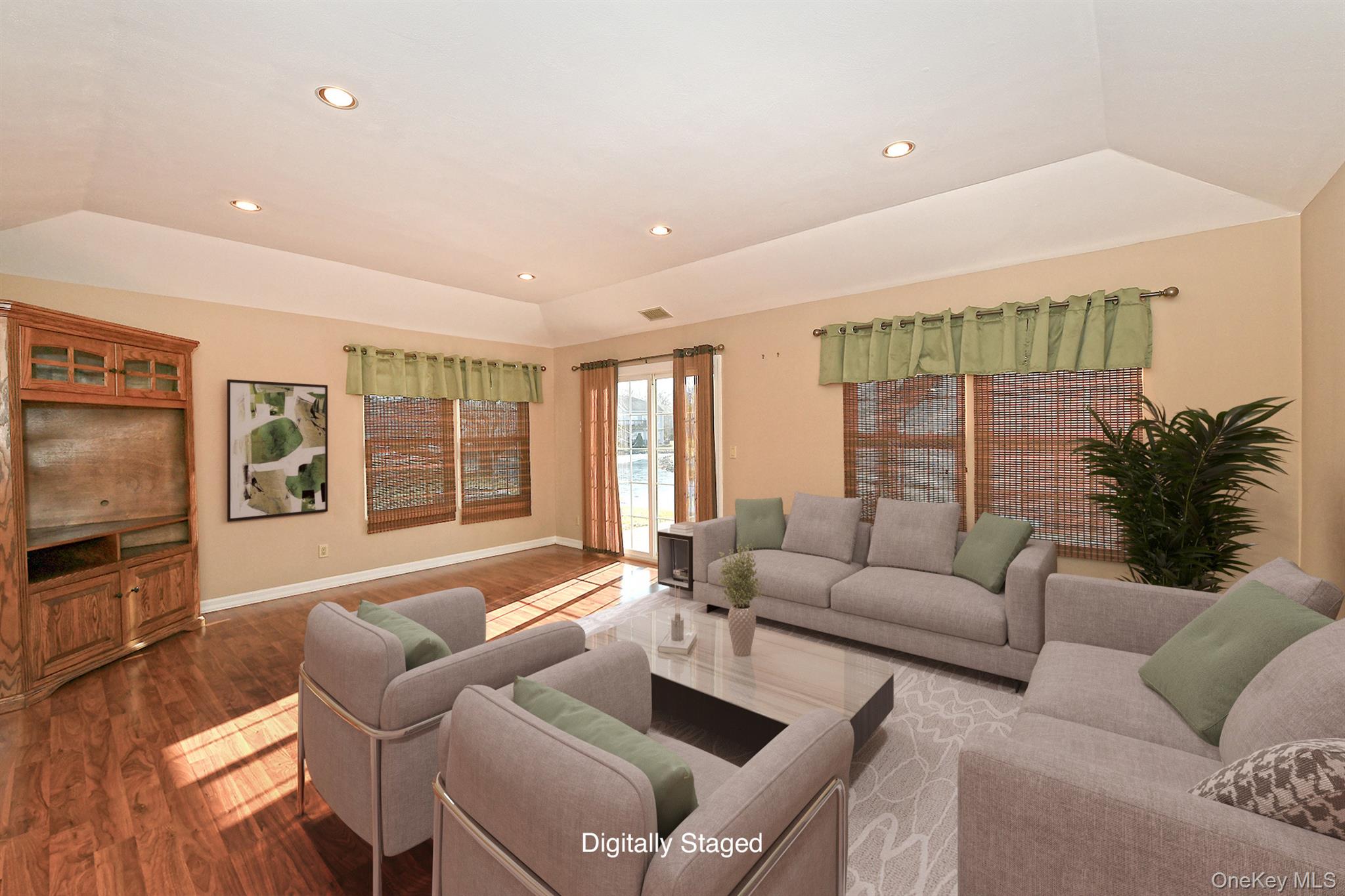 #7 photo, 104 Lakebridge Drive, Kings Park , NY 11754