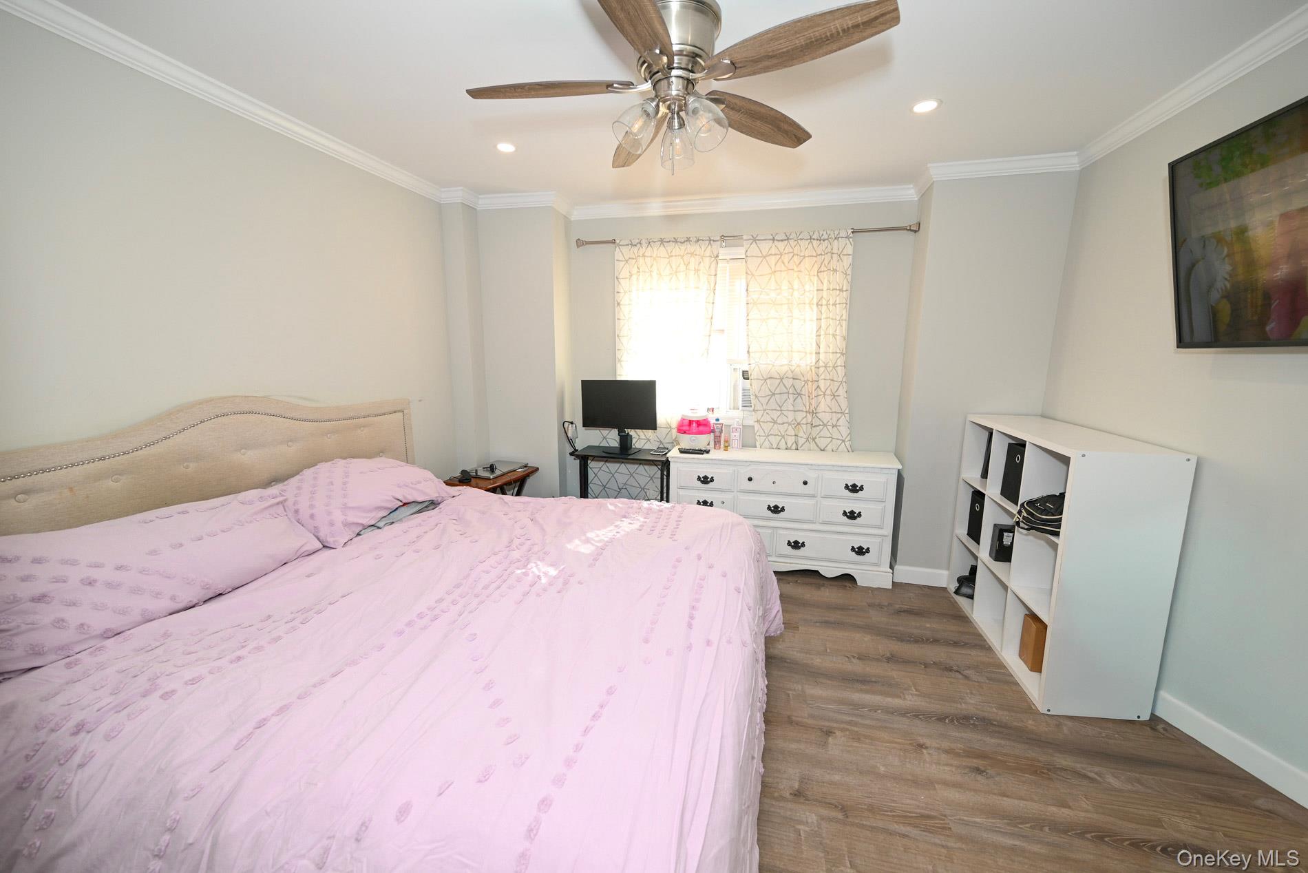 #15 photo, 81 Irving Avenue, Floral Park , NY 11001