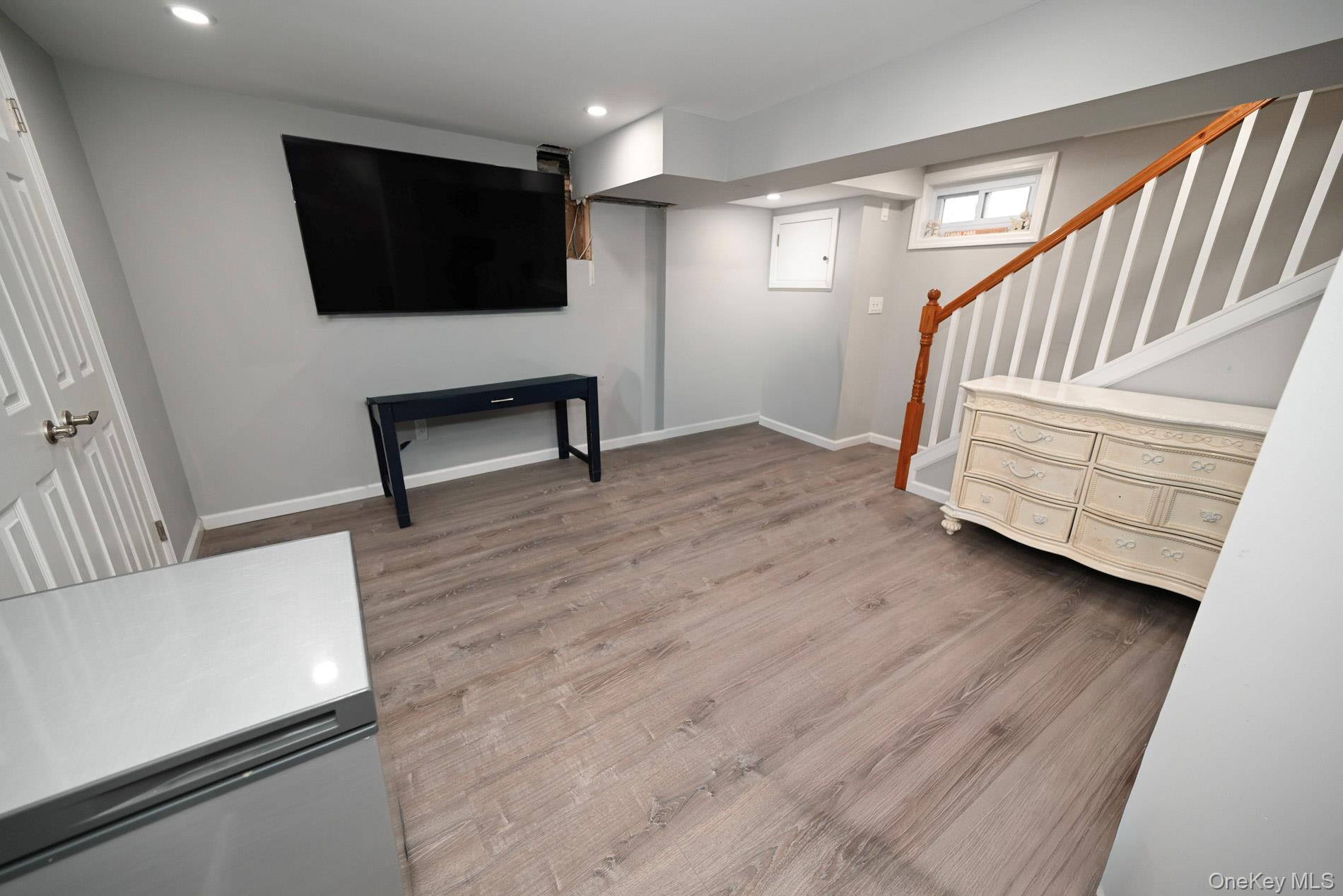 #17 photo, 81 Irving Avenue, Floral Park , NY 11001