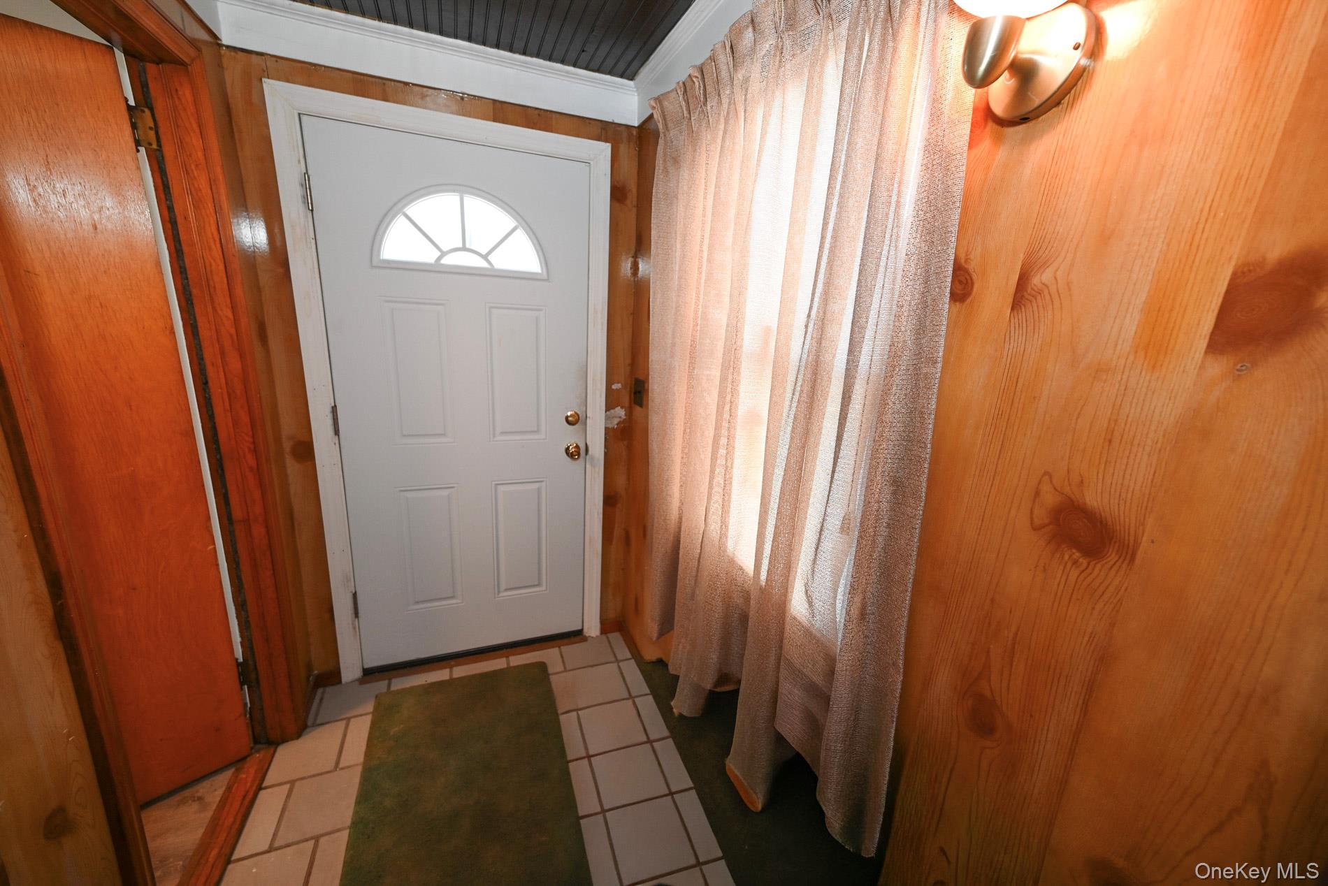 #7 photo, 81 Irving Avenue, Floral Park , NY 11001