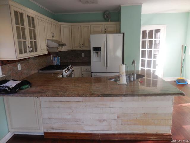 #18 photo, 42 Handsome Avenue, Sayville , NY 11782