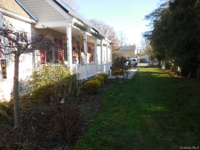 #3 photo, 42 Handsome Avenue, Sayville , NY 11782
