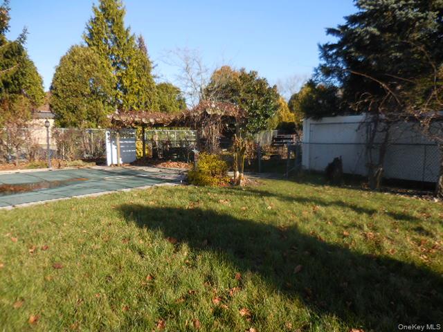 #9 photo, 42 Handsome Avenue, Sayville , NY 11782