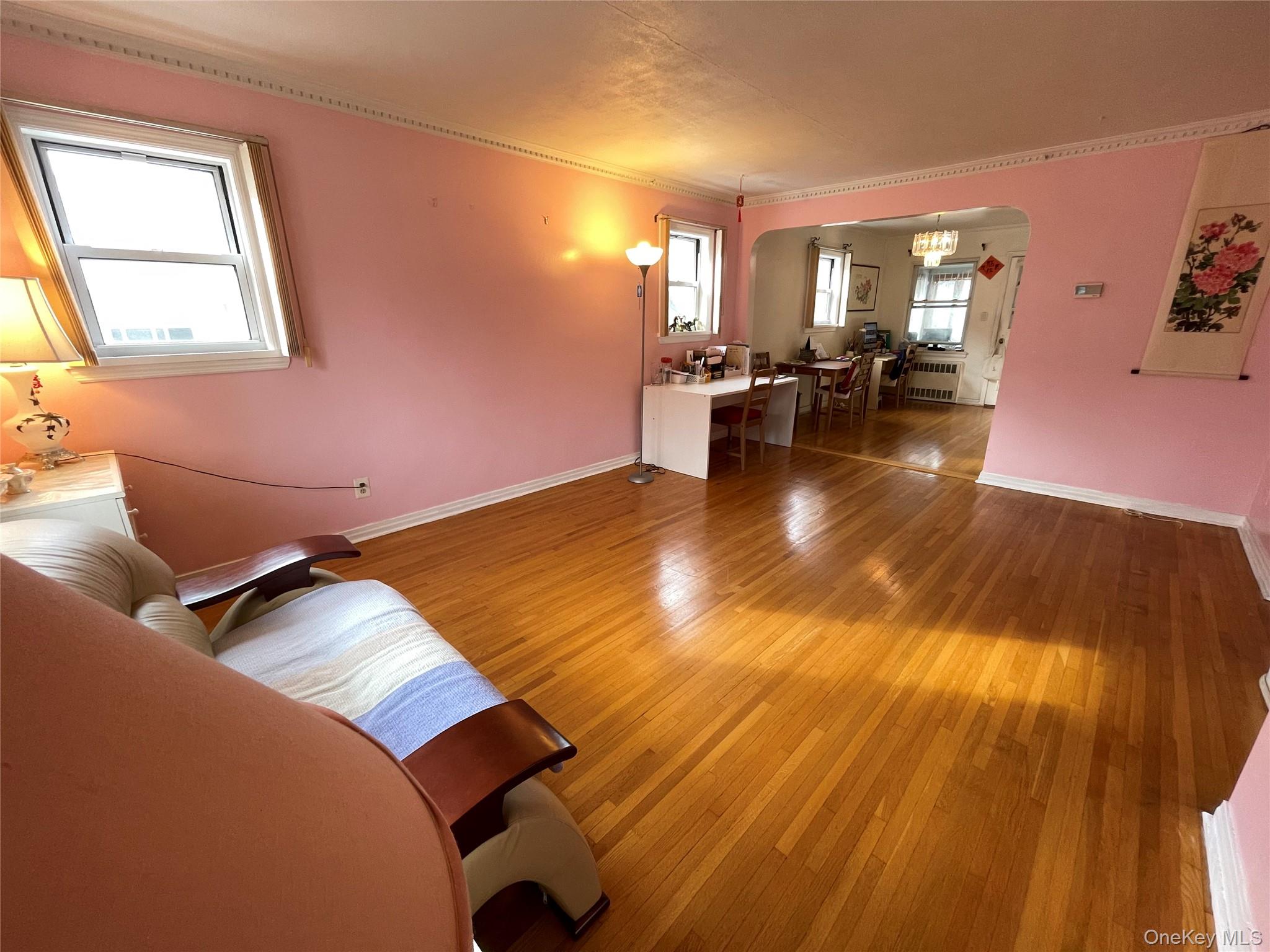 #10 photo, 6152 149th Street, קווינס Flushing , NY 11367