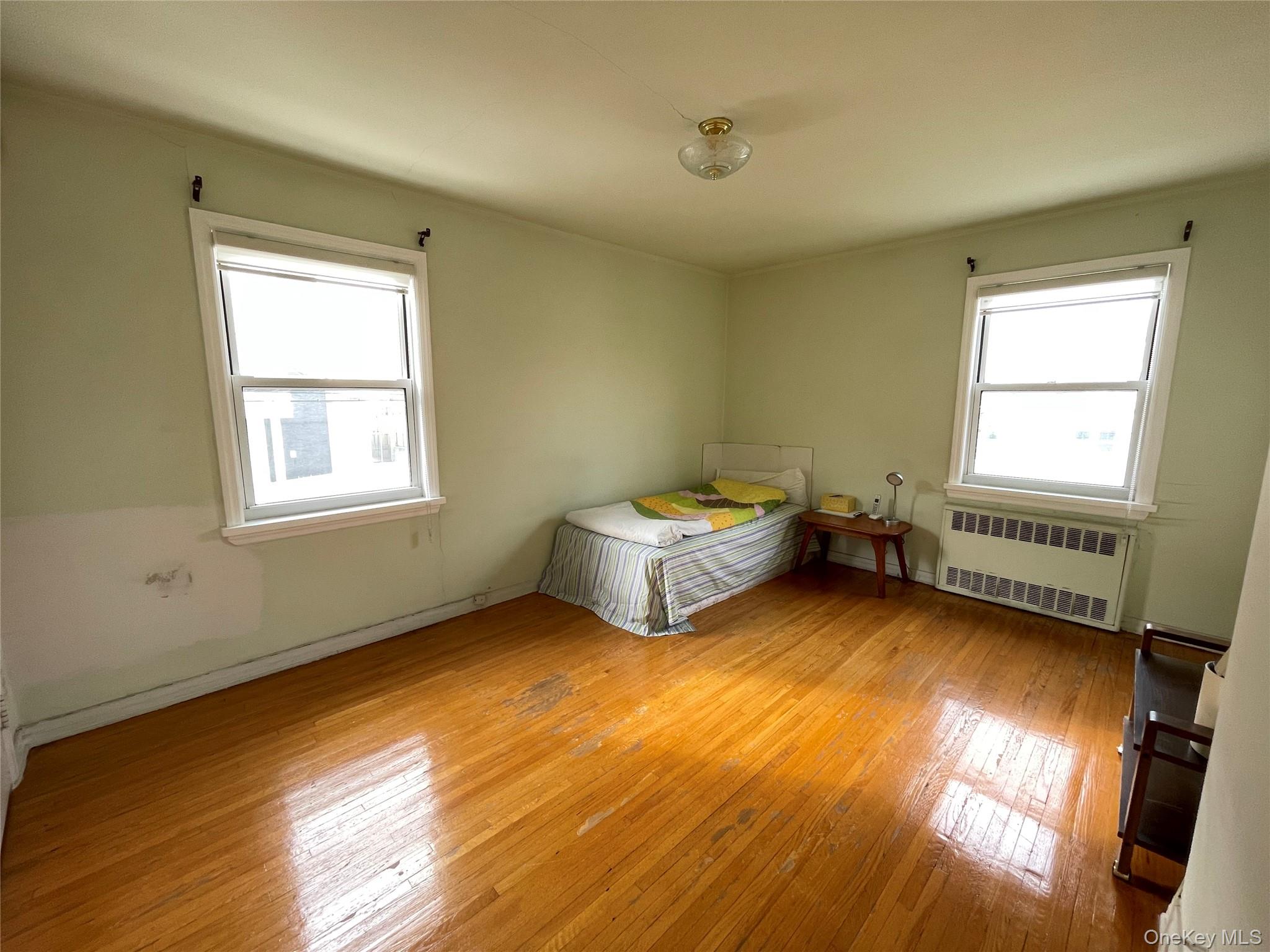 #20 photo, 6152 149th Street, קווינס Flushing , NY 11367