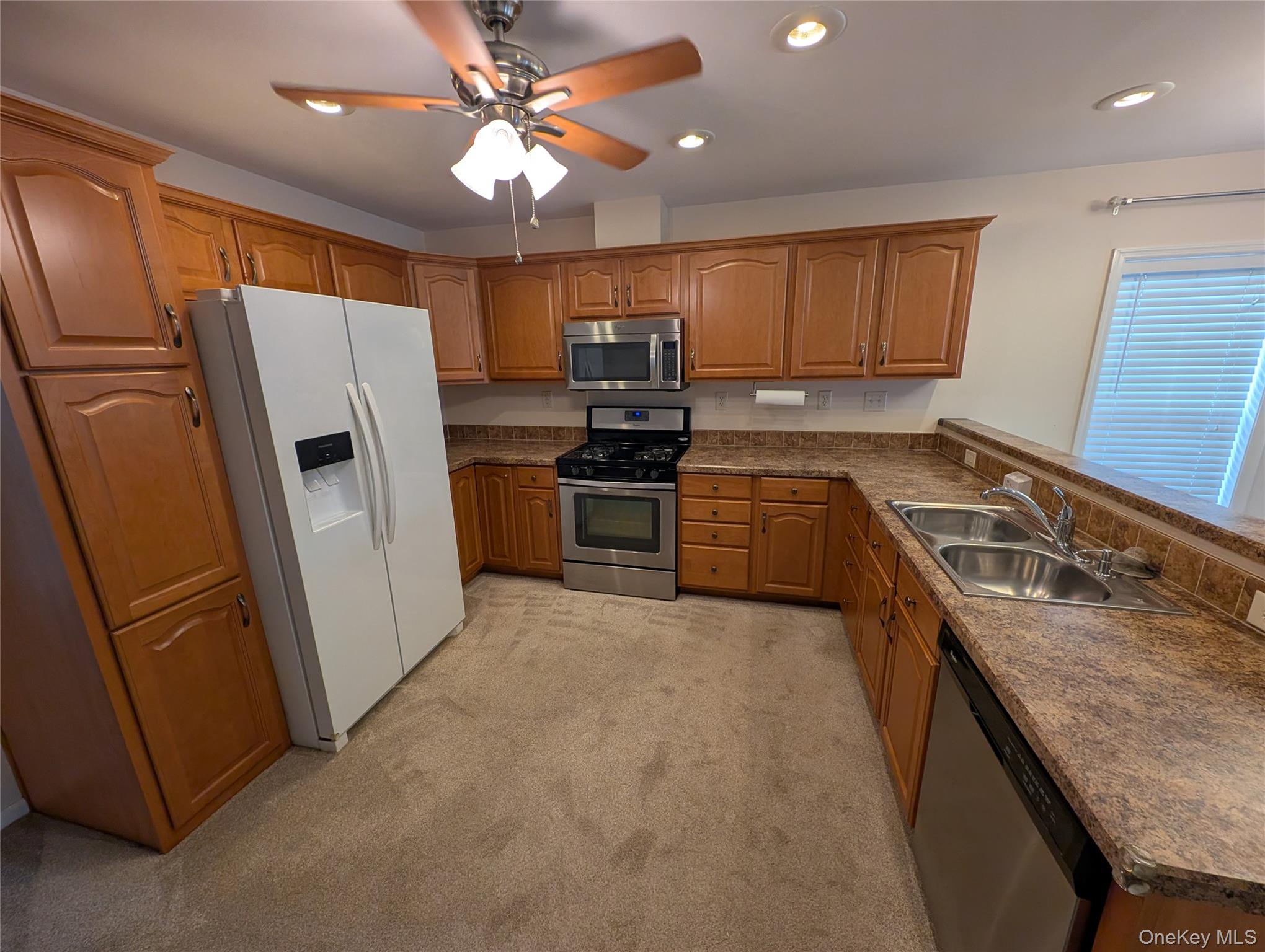 #6 photo, 201 Brittany Terrace, Rock Tavern , NY 12575