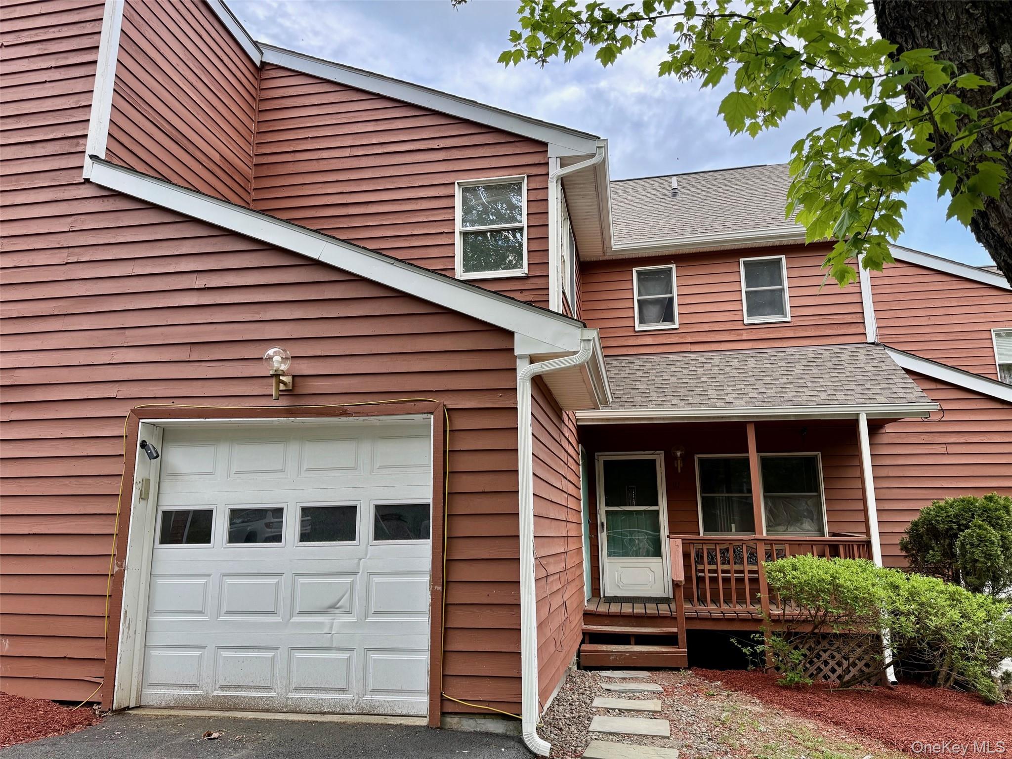 #1 photo, 10 Woodland Way, 纽约州 Ellenville , NY 12428