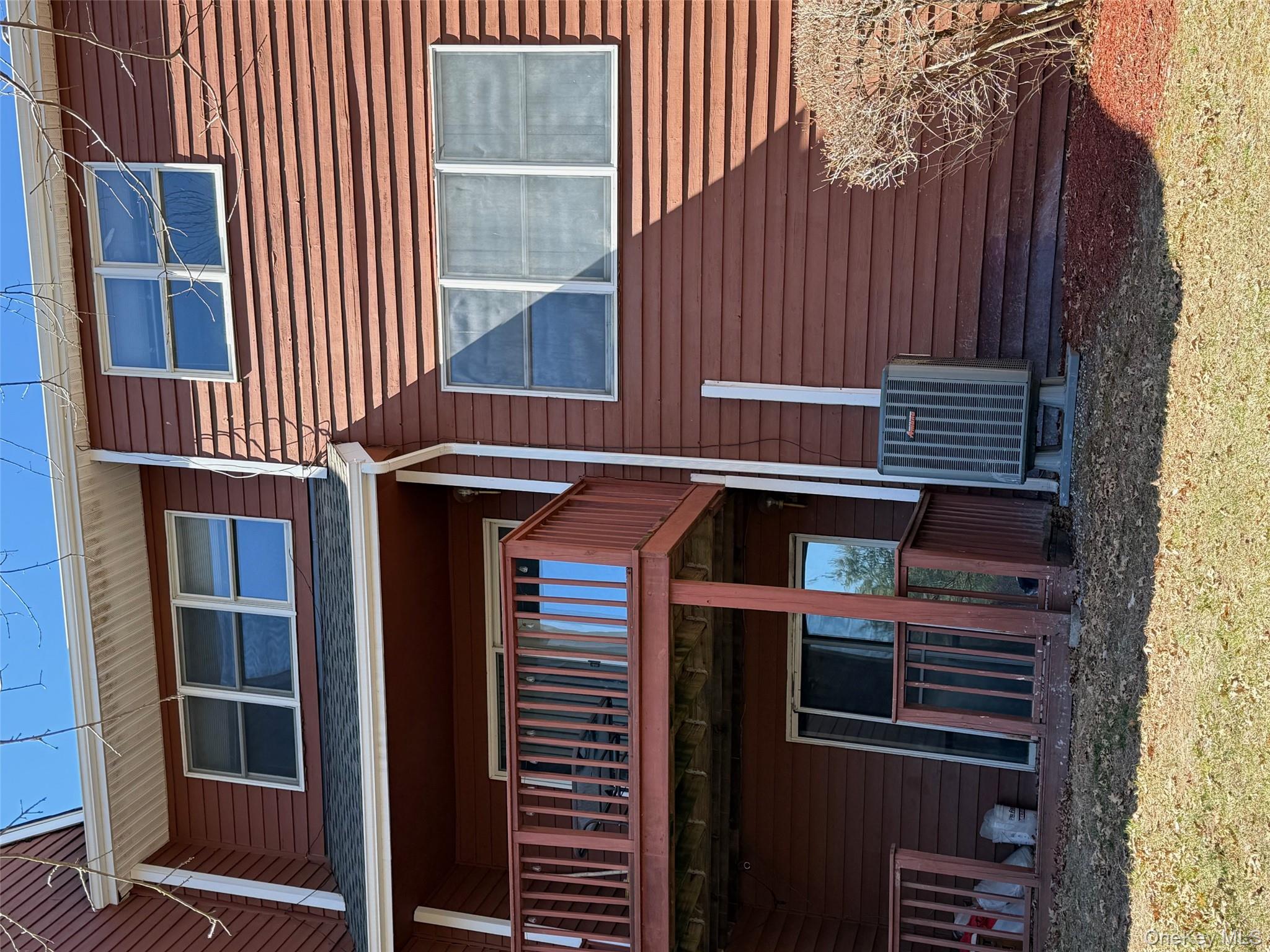 #4 photo, 10 Woodland Way, 纽约州 Ellenville , NY 12428