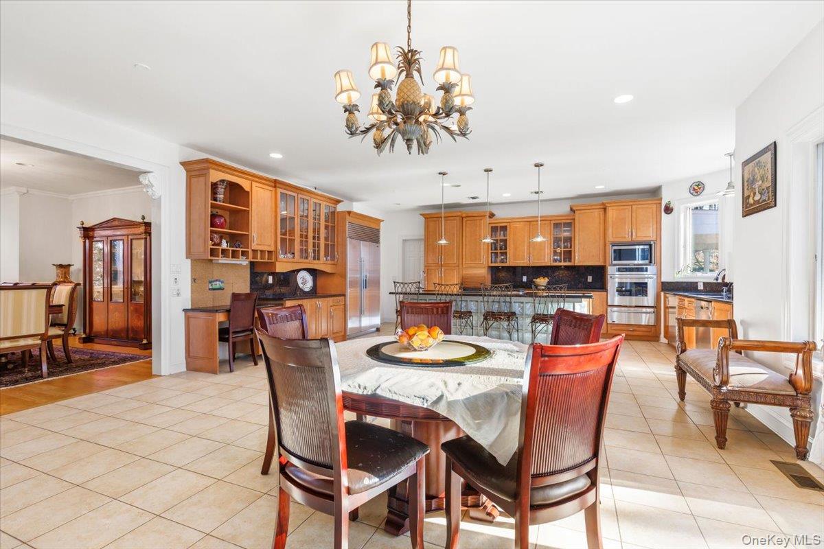 #16 photo, 3 Vandelay Court, Scarsdale , NY 10583