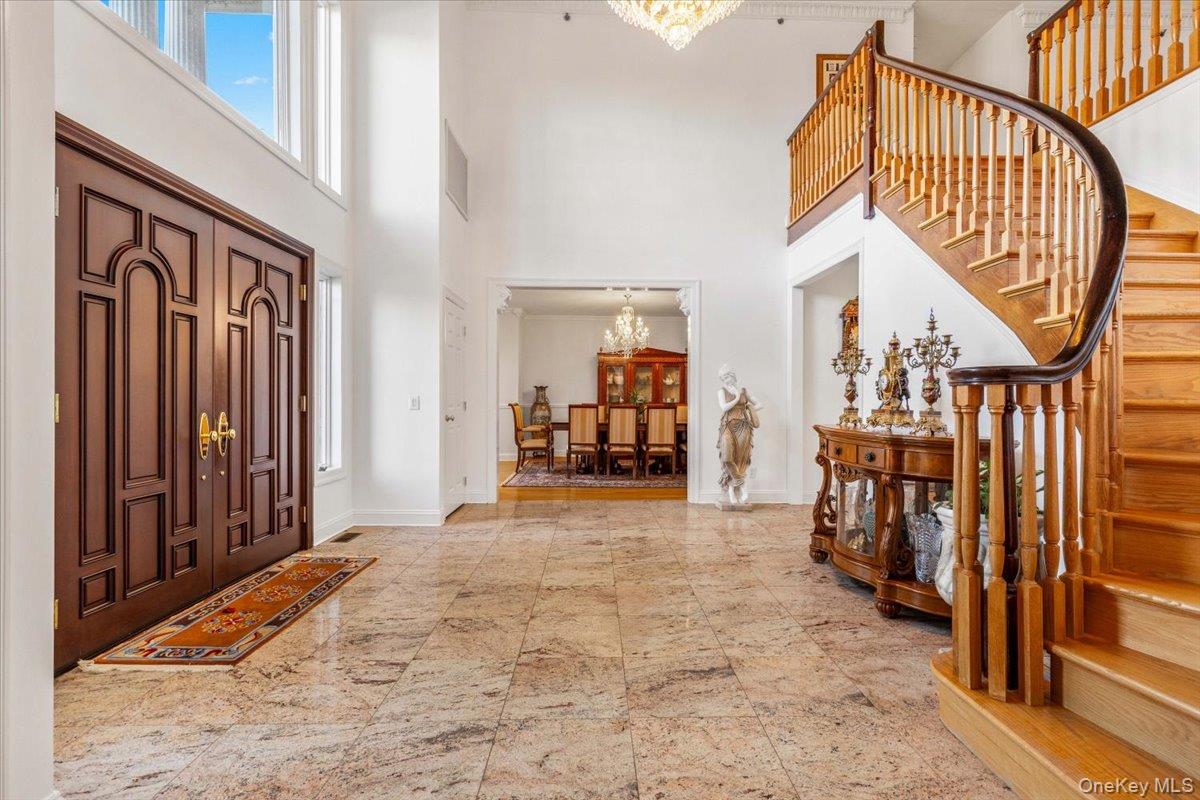 #5 photo, 3 Vandelay Court, Scarsdale , NY 10583