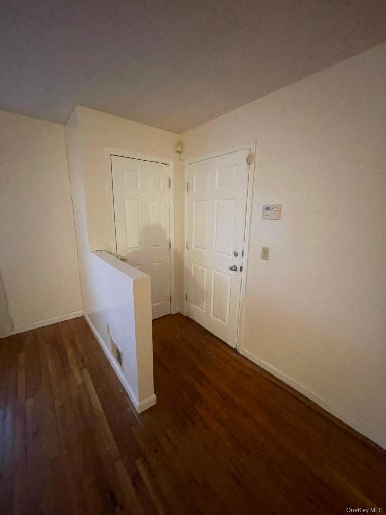 #19 photo, 119 Pelhamdale Avenue, 뉴욕주 Mount Vernon , NY 10553