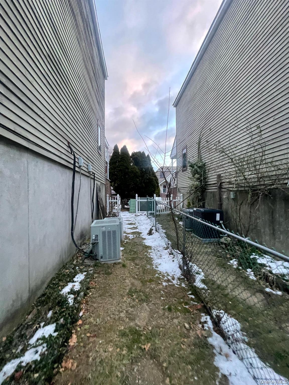 #3 photo, 119 Pelhamdale Avenue, 뉴욕주 Mount Vernon , NY 10553