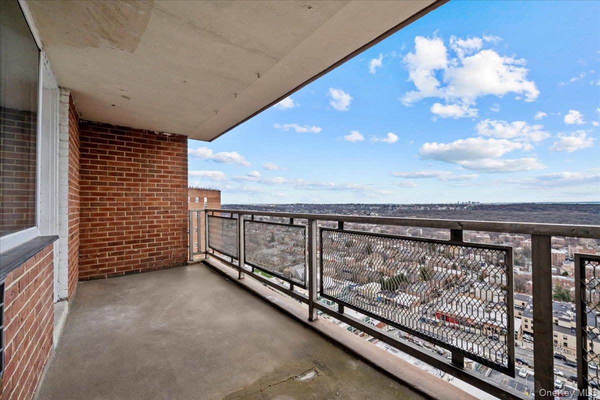 #10 photo, 5700 Arlington Avenue, Bronx , NY 10471