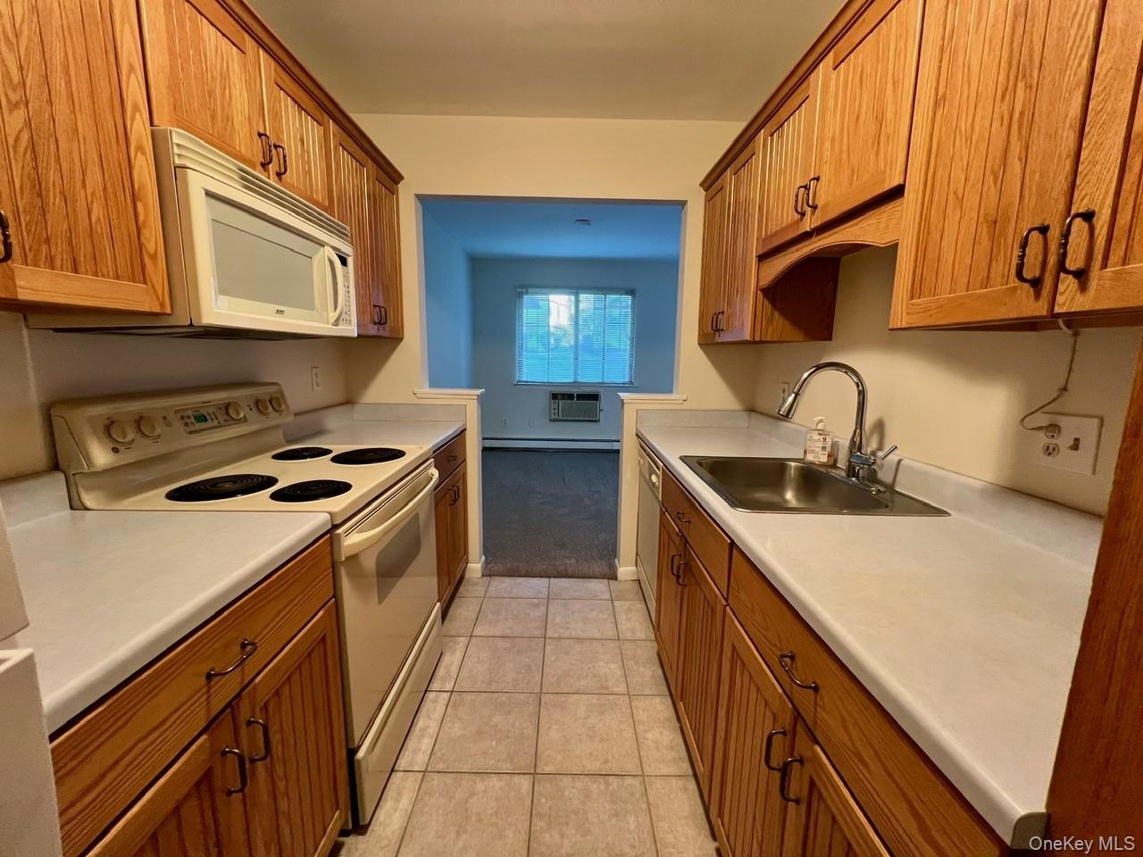 #4 photo, 9 Loudon Drive, Fishkill , NY 12524