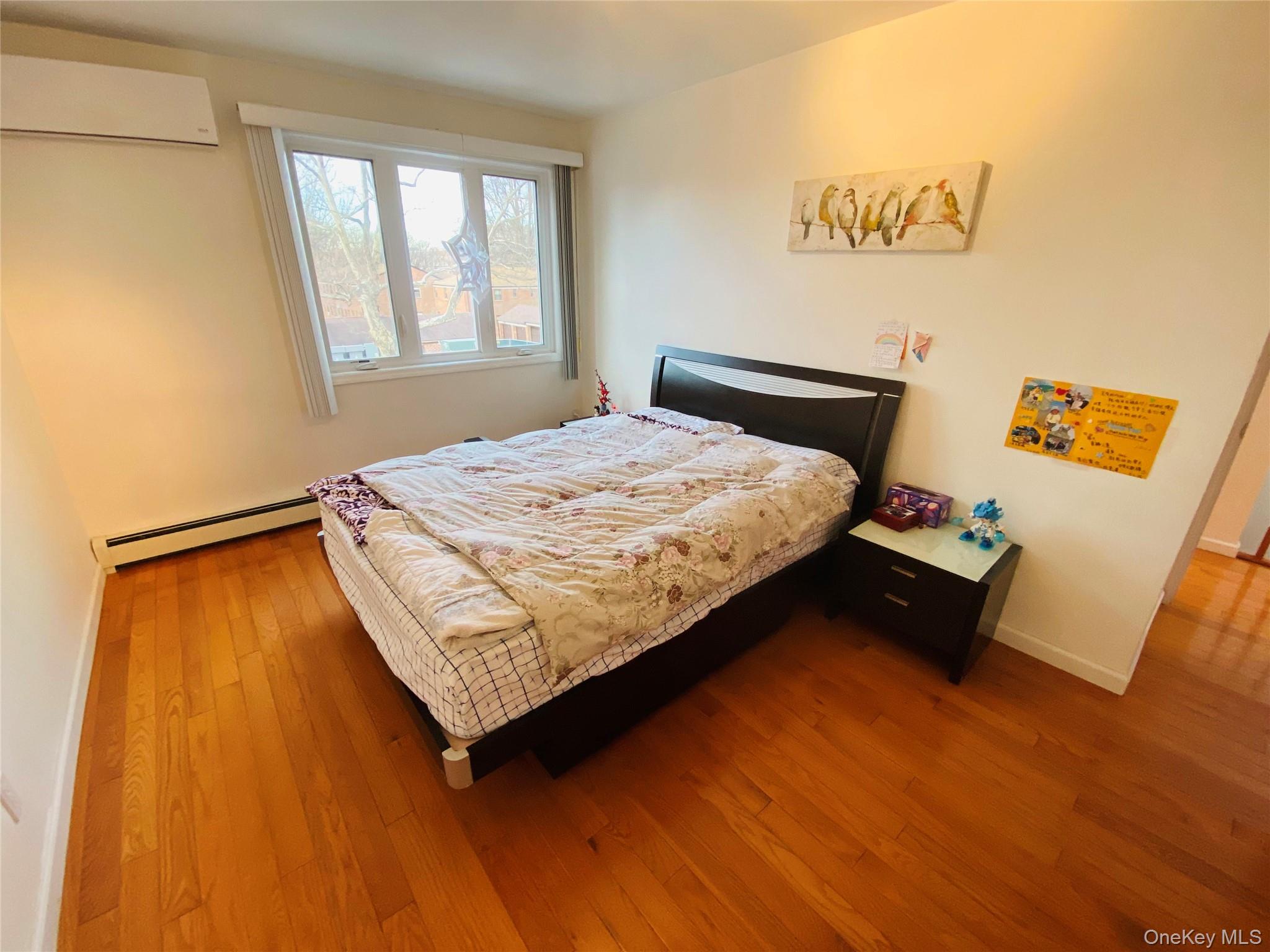 #11 photo, 69-31 197th Street, קווינס Fresh Meadows , NY 11365