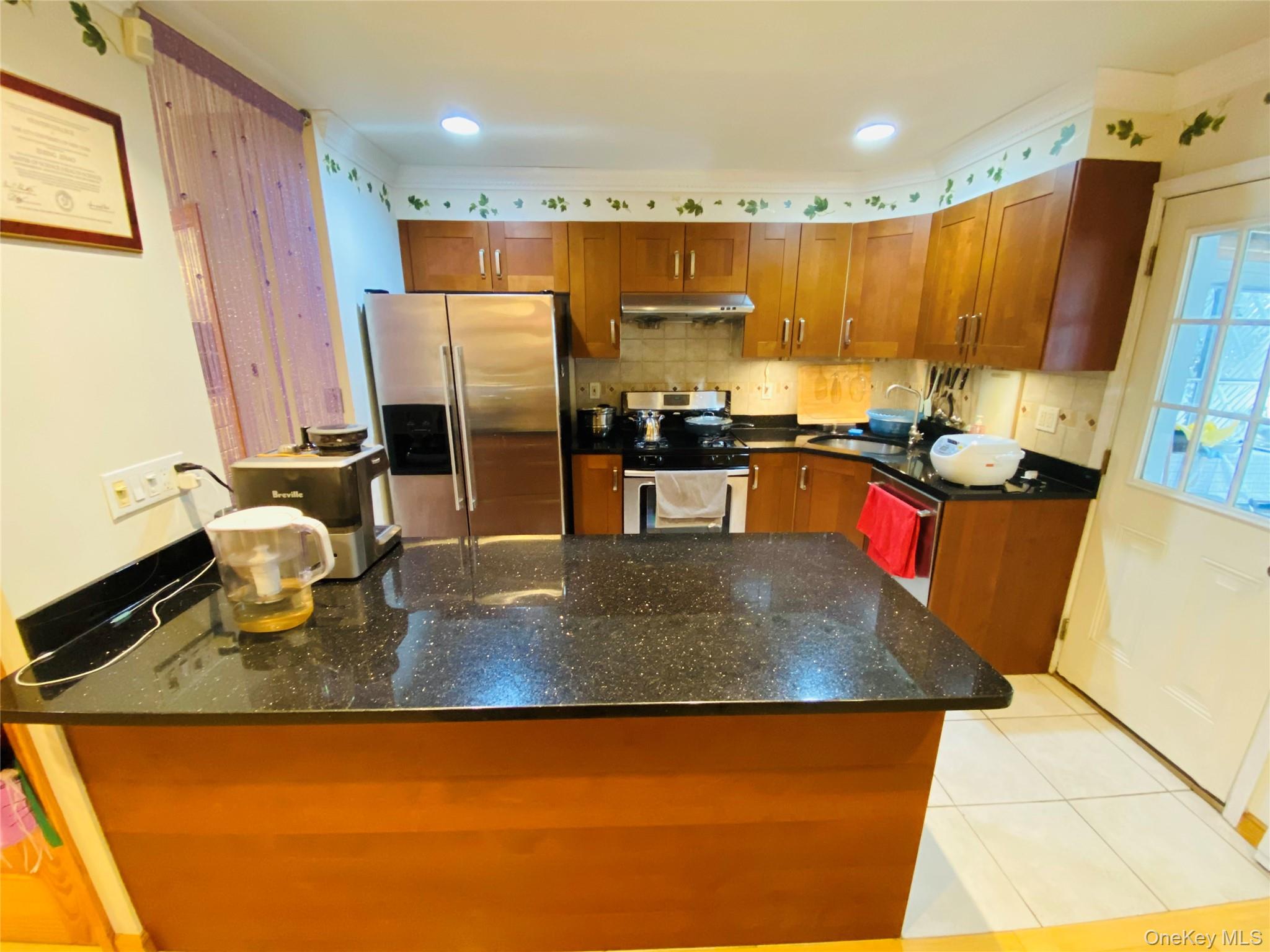 #6 photo, 69-31 197th Street, קווינס Fresh Meadows , NY 11365