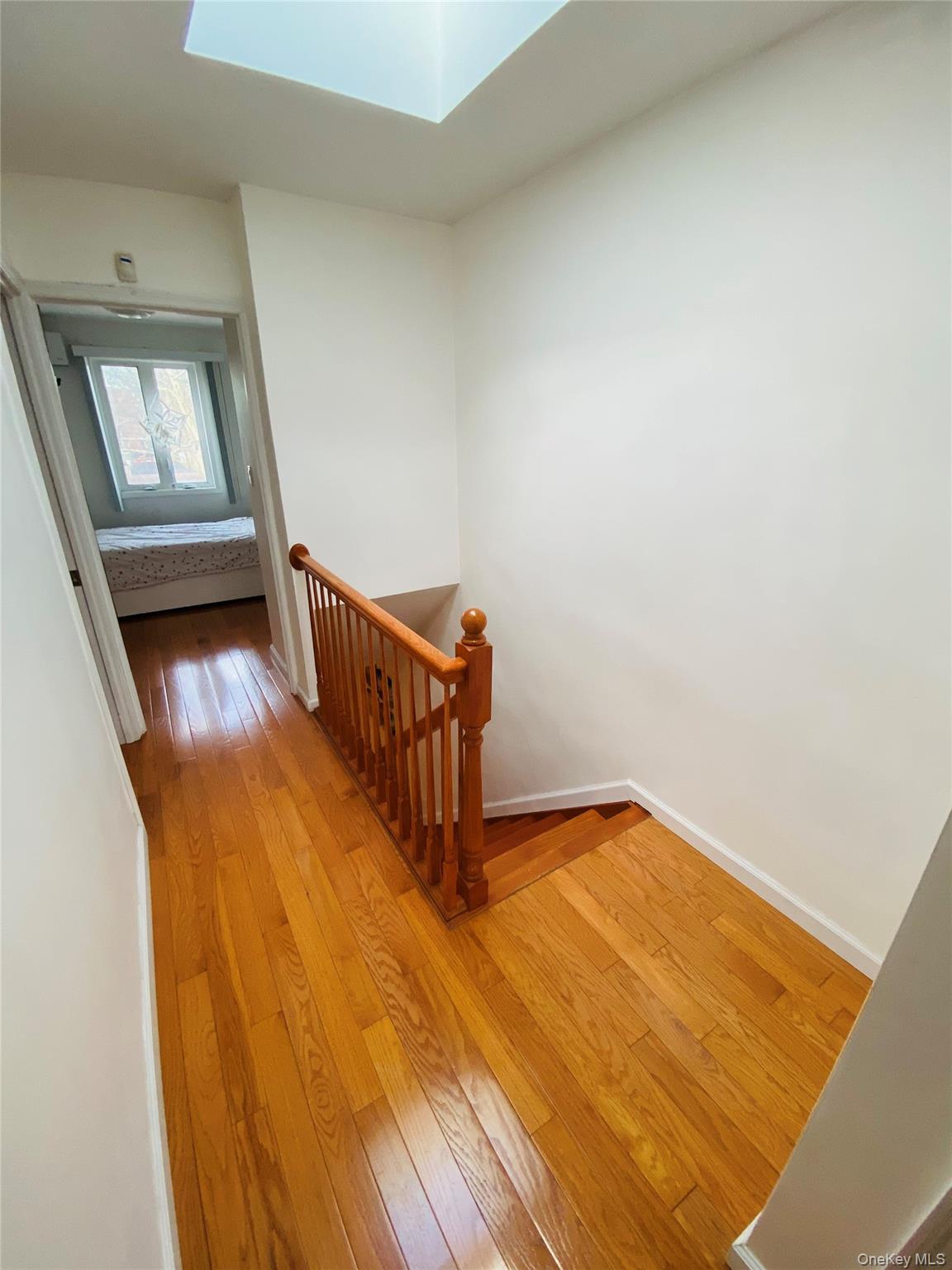 #8 photo, 69-31 197th Street, קווינס Fresh Meadows , NY 11365