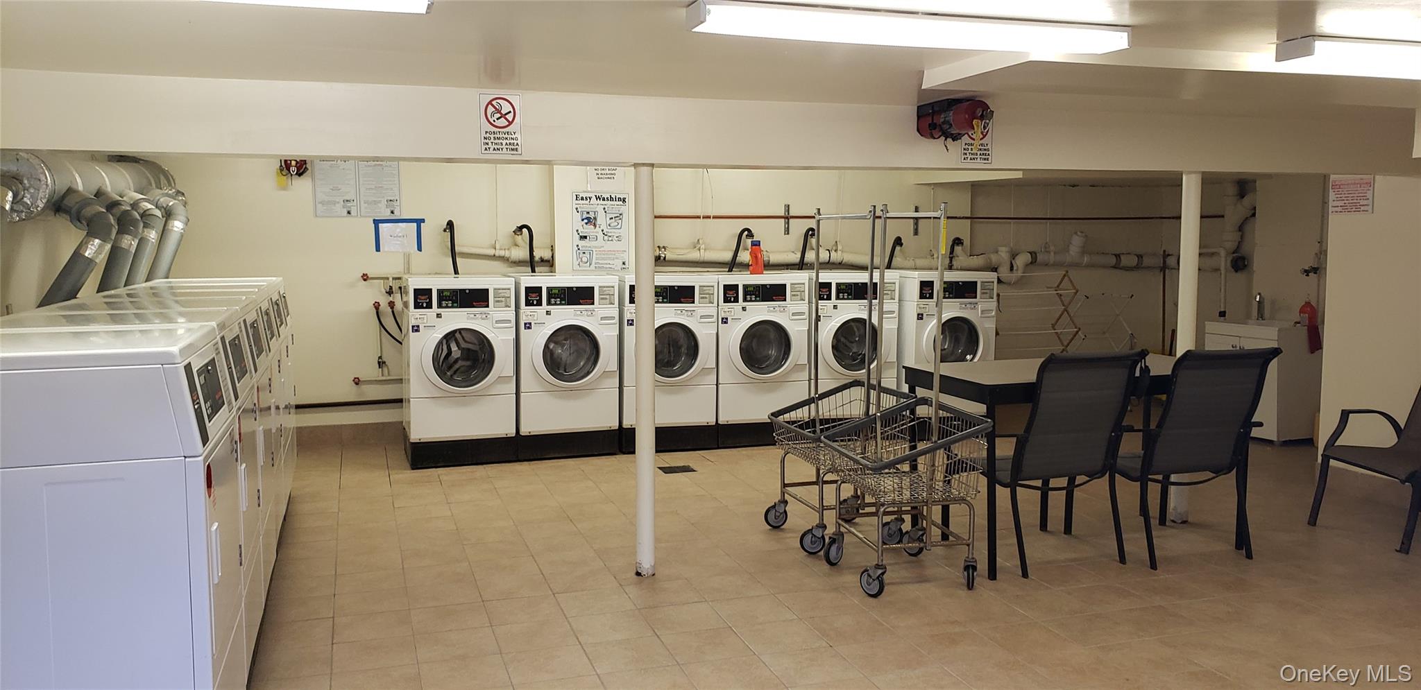 #4 photo, 270 Shore Road, नासाउ काउंटी Long Beach , NY 11561