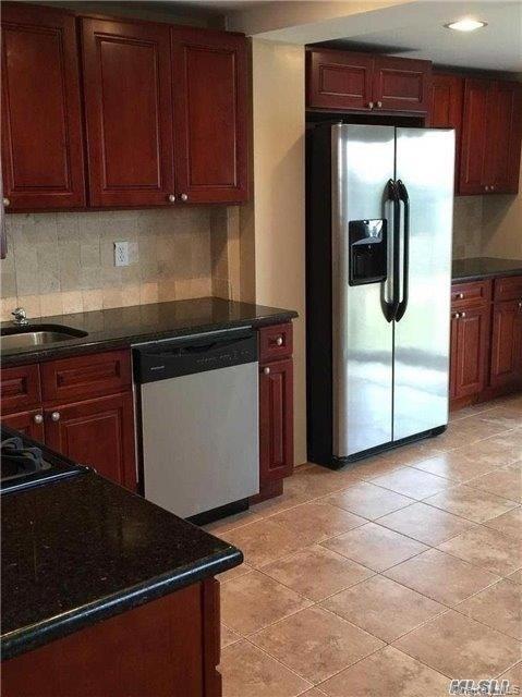 #6 photo, 58 Floyd Place, नासाउ काउंटी East Norwich , NY 11732