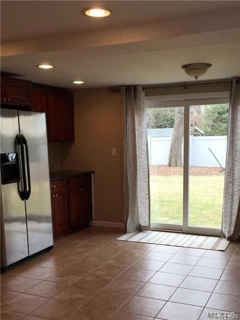 #7 photo, 58 Floyd Place, नासाउ काउंटी East Norwich , NY 11732