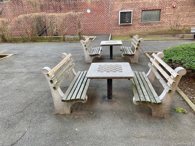 #10 photo, 88-11 Northern Boulevard, קווינס Jackson Heights , NY 11372