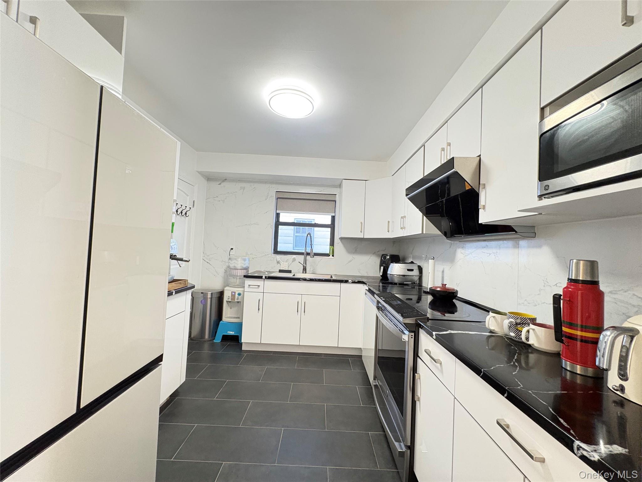 #10 photo, 41-75 Morgan Street, Little Neck , NY 11363