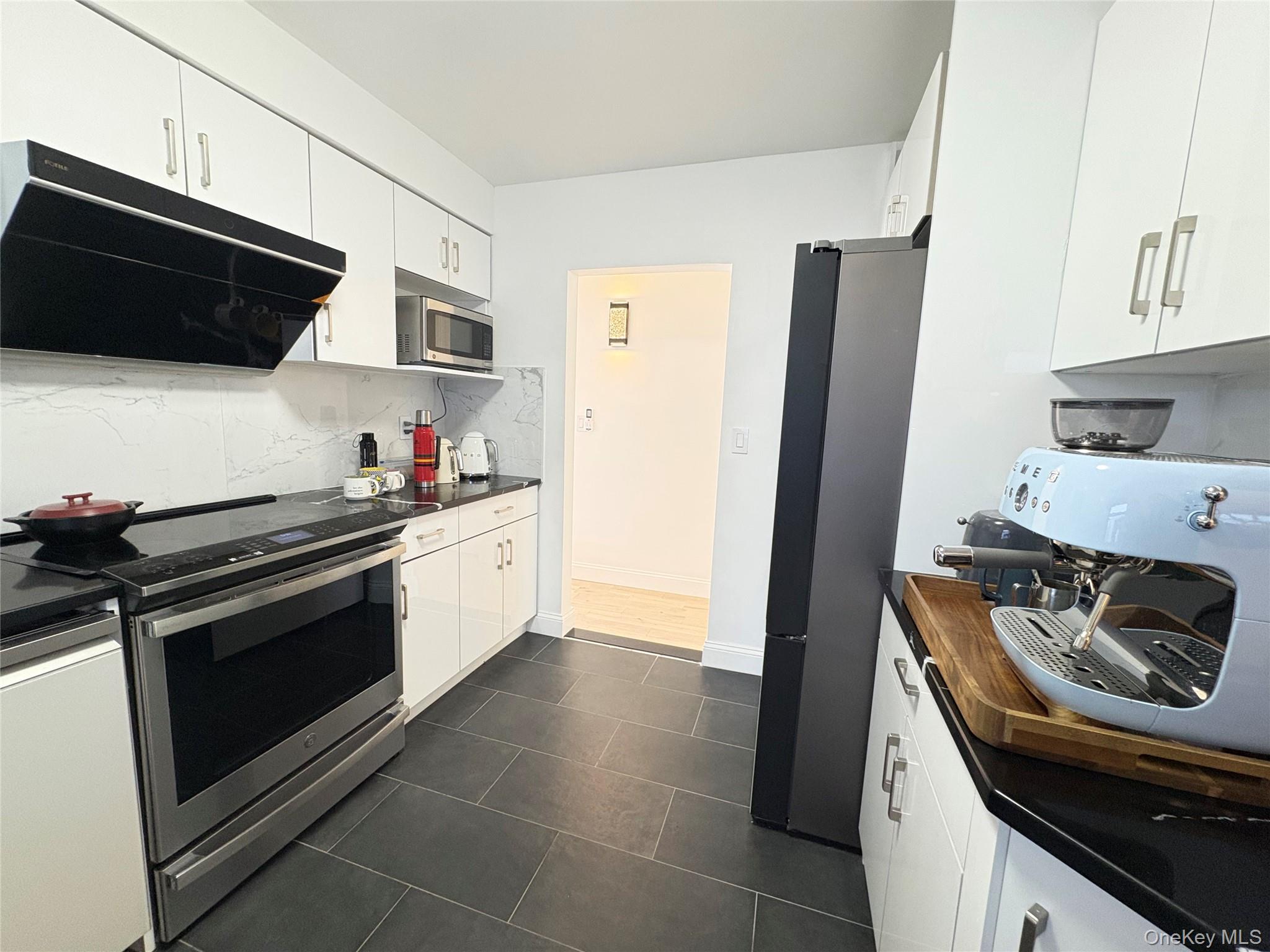 #13 photo, 41-75 Morgan Street, Little Neck , NY 11363