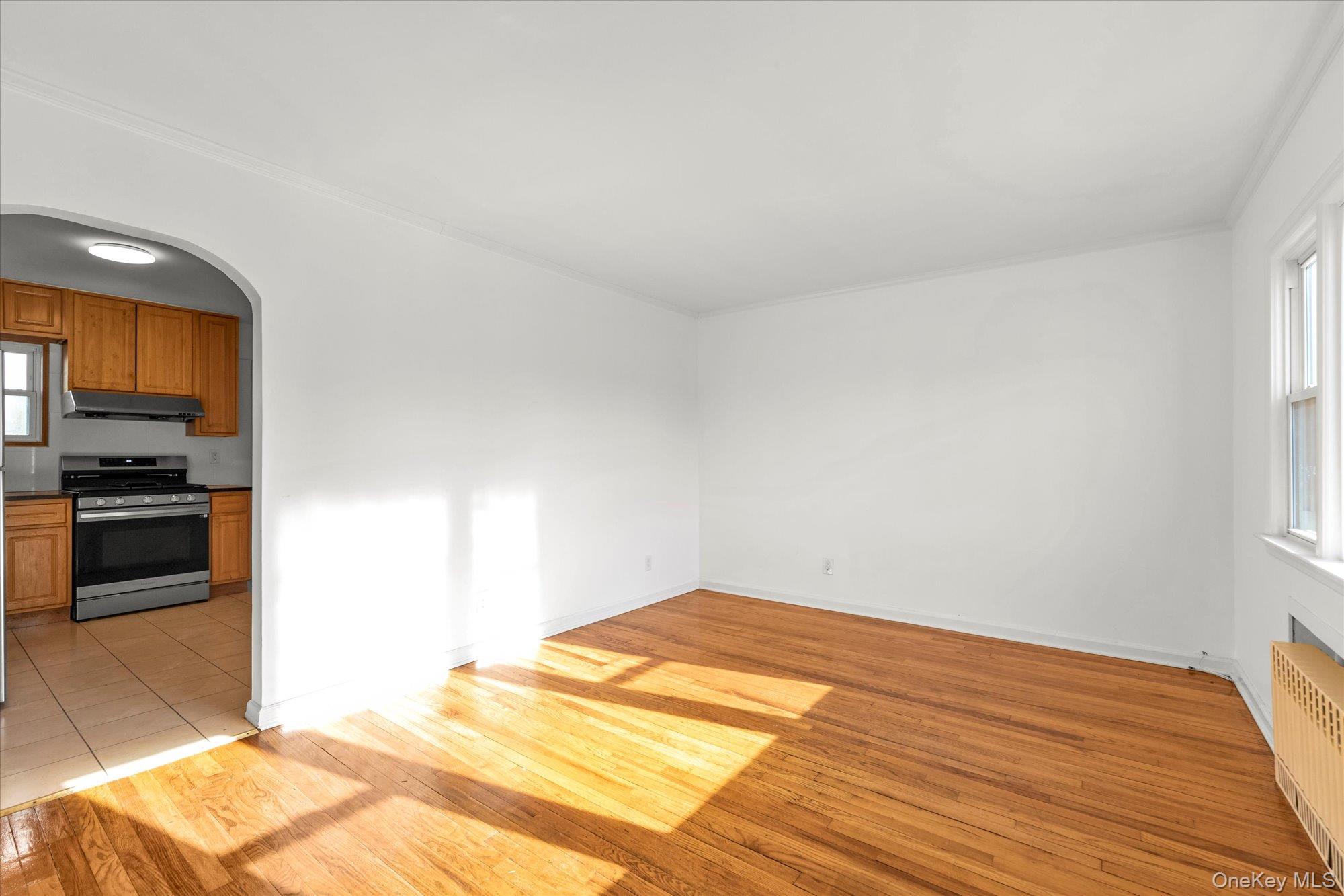 #4 photo, 5 White Street, 长岛 Valley Stream , NY 11580