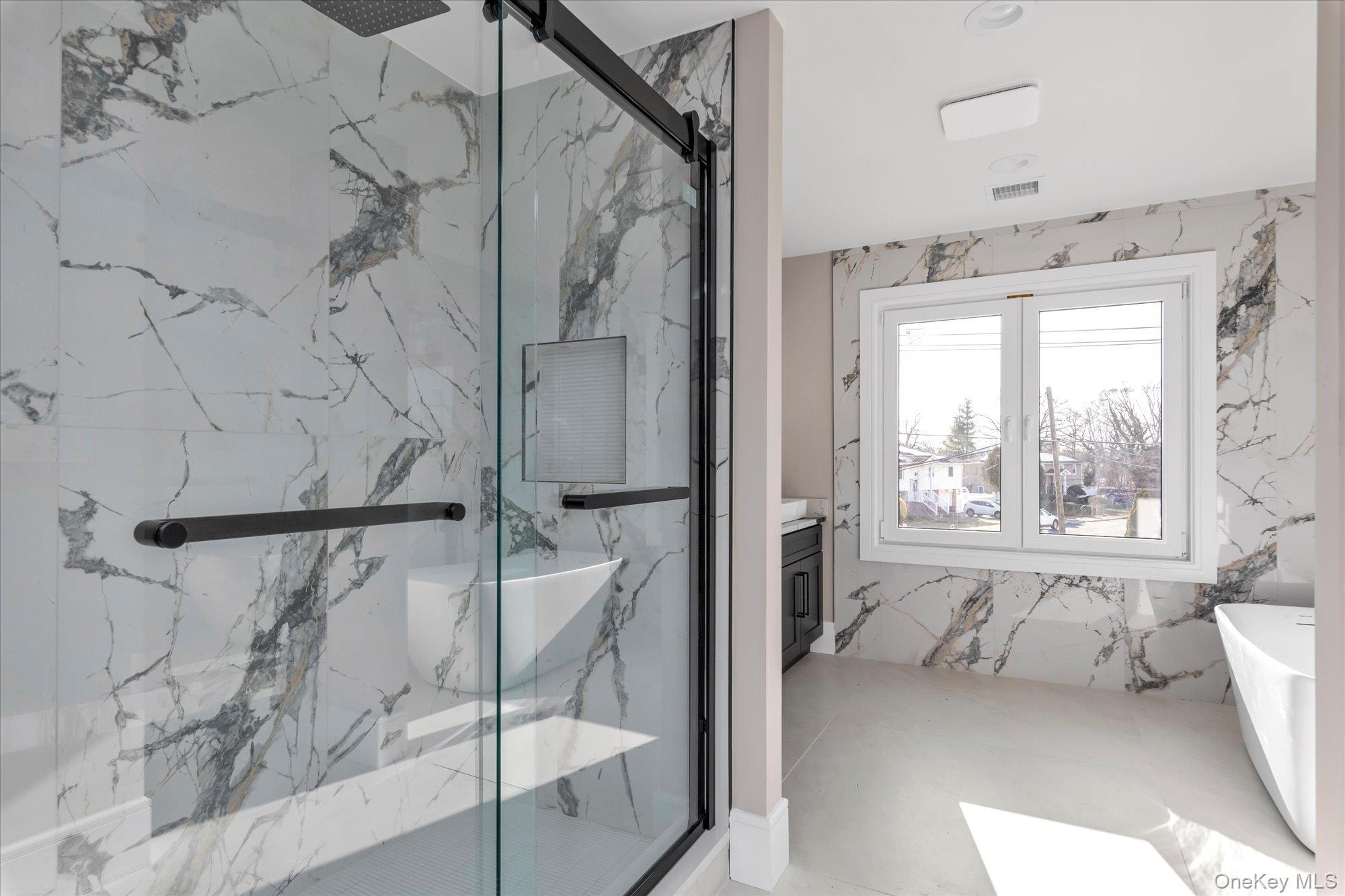 #18 photo, 47 Tell Avenue, Саффолк ‖ Deer Park , NY 11729