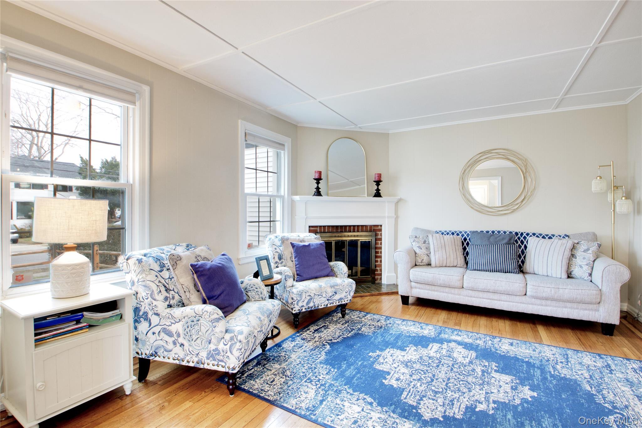 #13 photo, 20 Salisbury Avenue, ناسو Stewart Manor , NY 11530