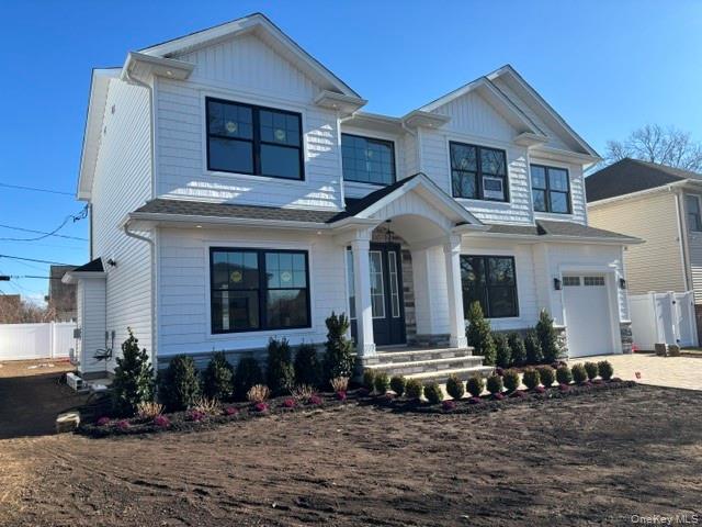 #3 photo, 348 Fairway Drive, 長島 Franklin Square , NY 11010