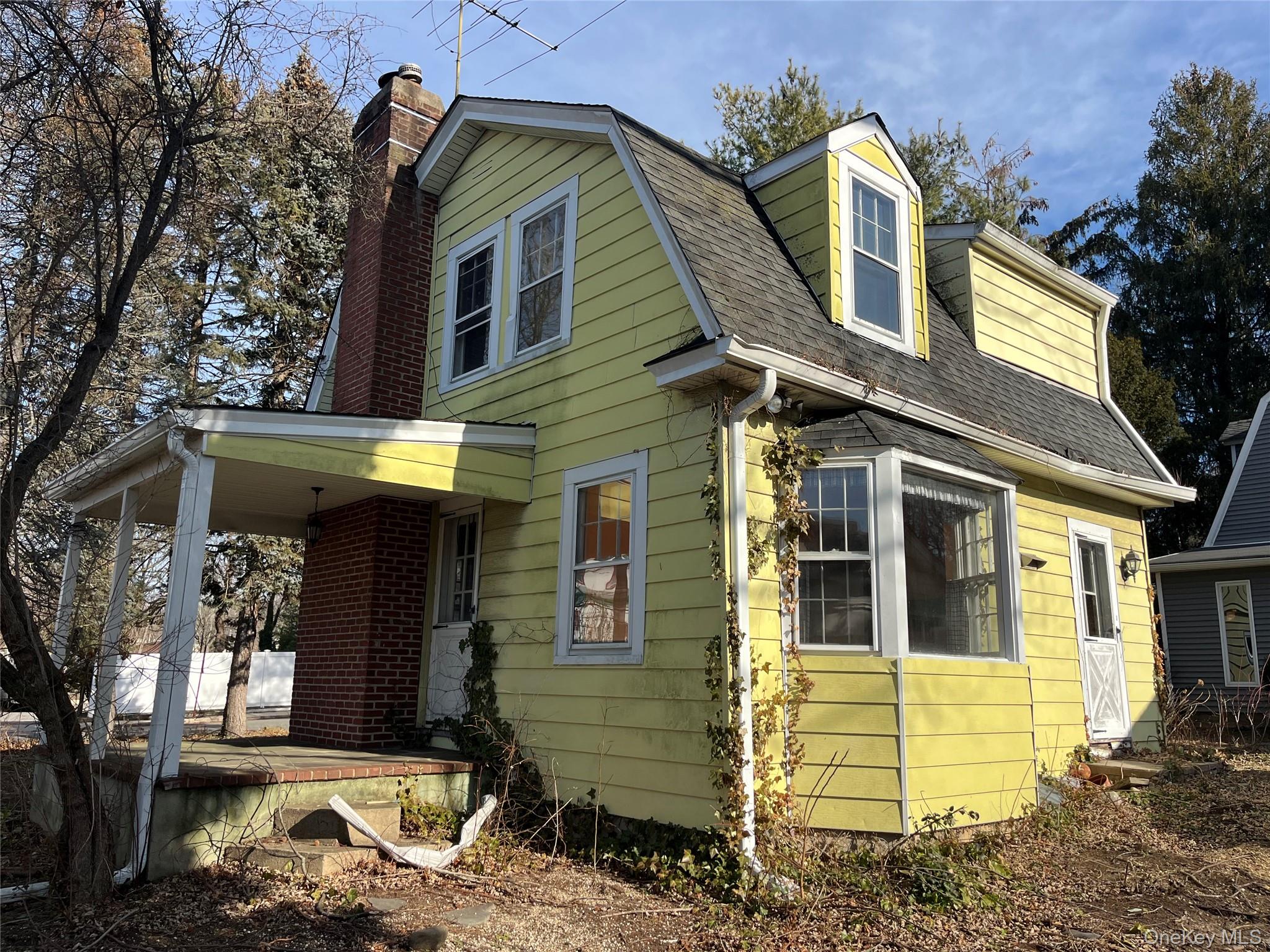 #4 photo, 8 Ketewomoke Drive, सफ़ोक काउंटी Halesite , NY 11743