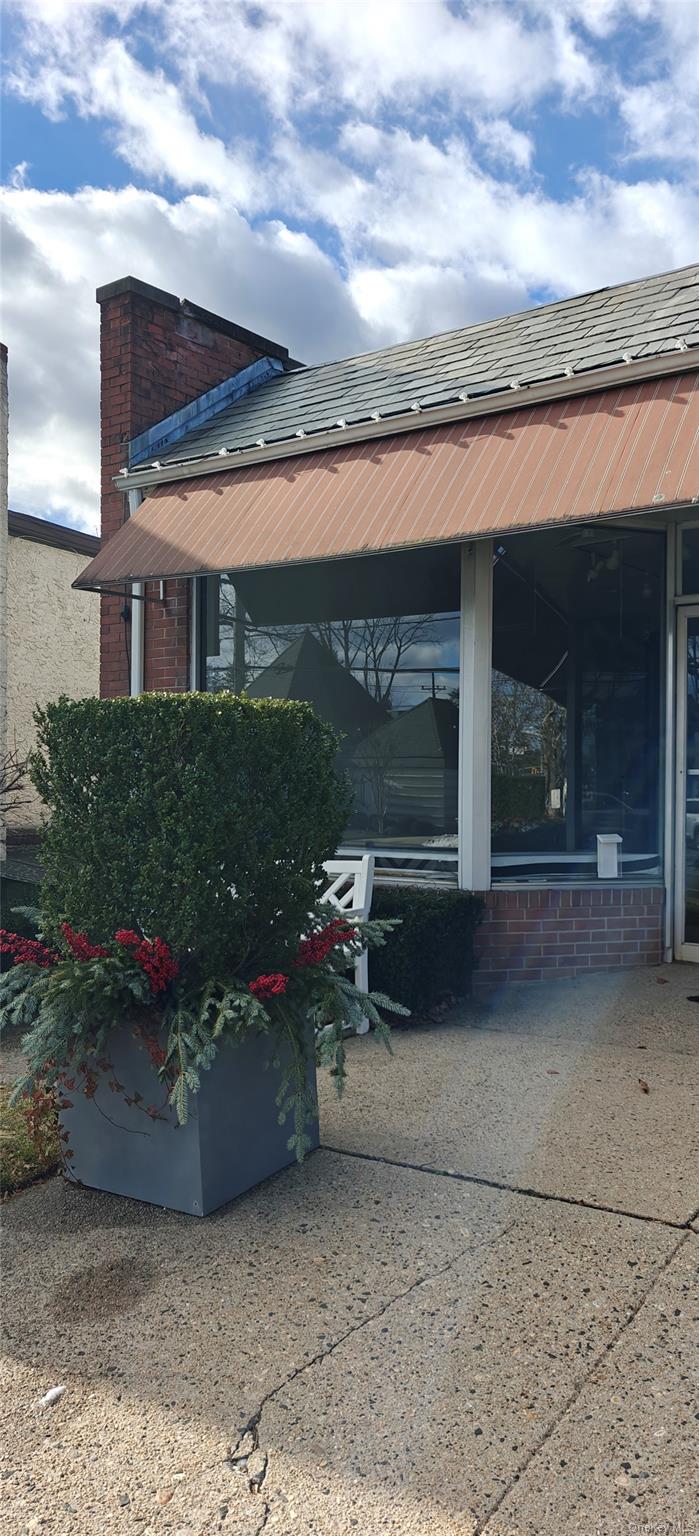 #1 photo, 723 Glen Cove Avenue, Нассау ‖ Glen Head , NY 11545