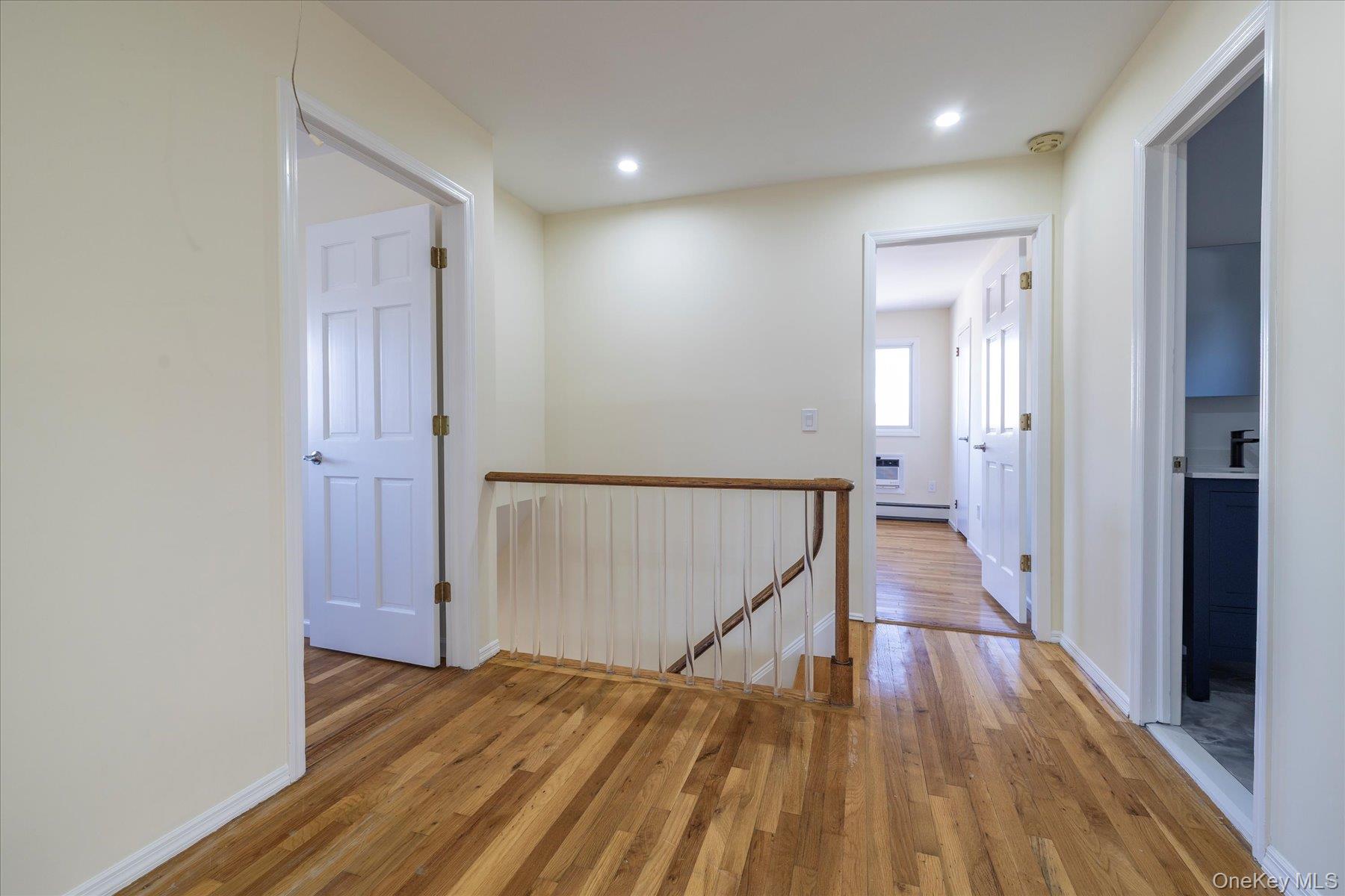 #12 photo, 8 Patricia Court, 长岛 Bethpage , NY 11714