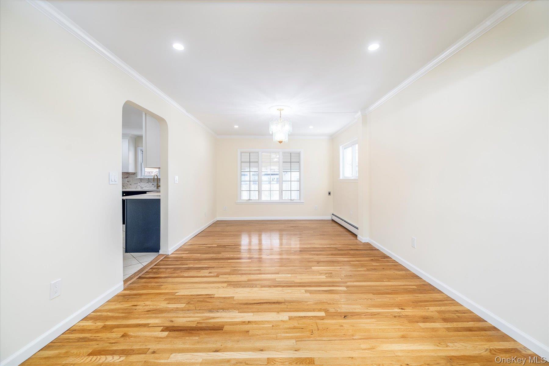 #9 photo, 8 Patricia Court, 长岛 Bethpage , NY 11714